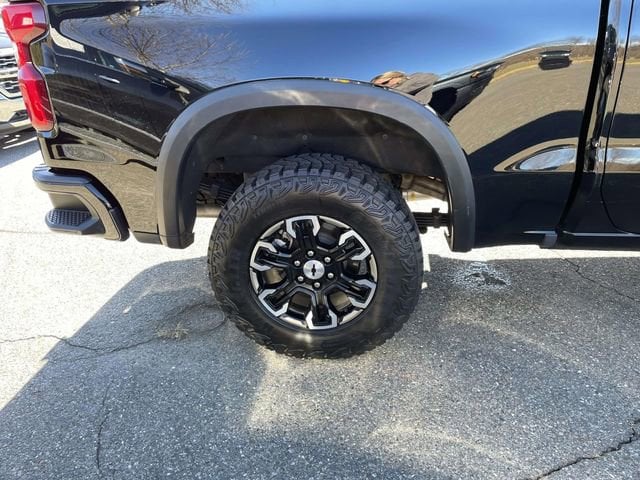 2025 Chevrolet Silverado 1500 ZR2 - Photo 8