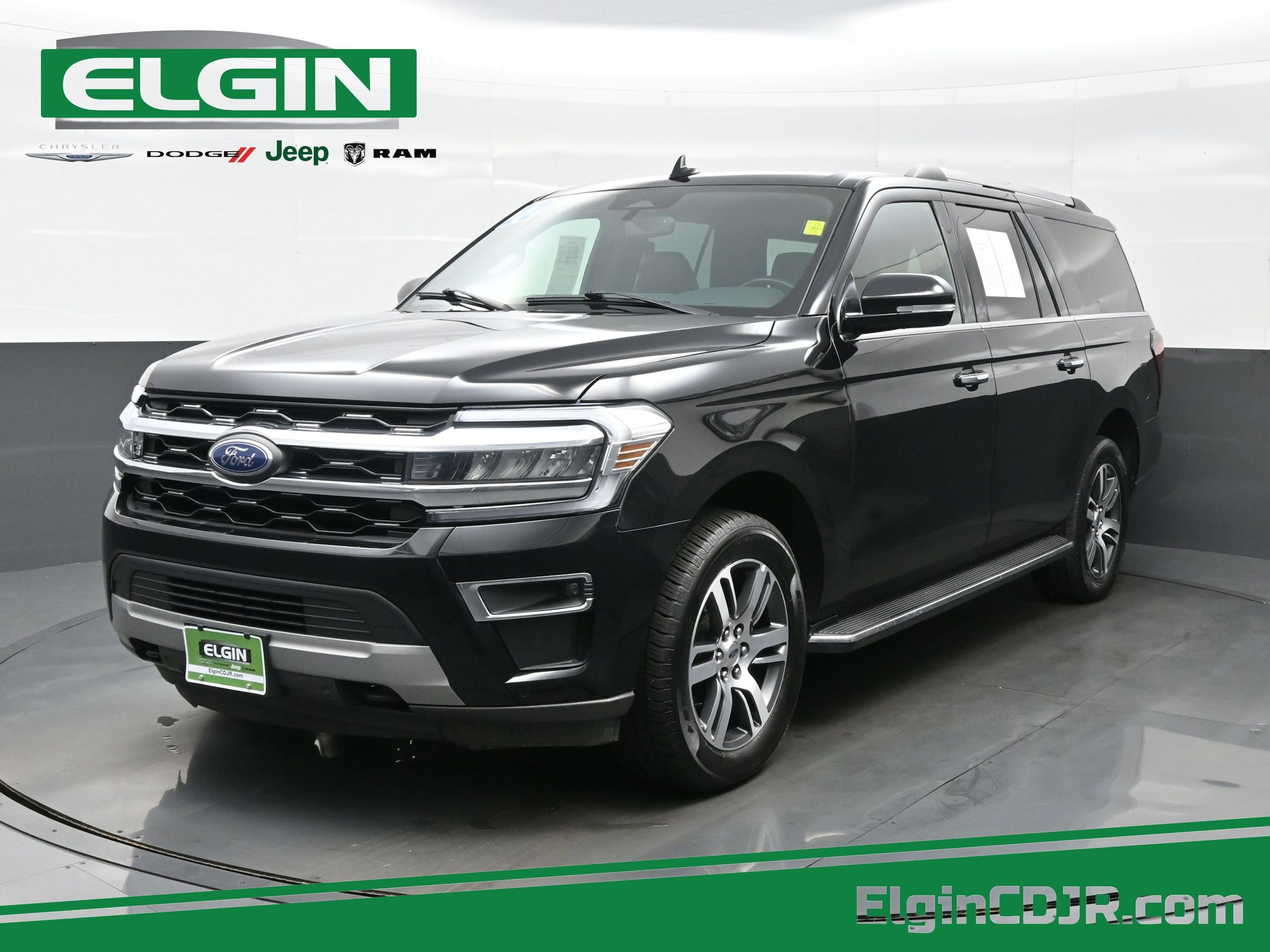 2022 Ford Expedition Limited's photo
