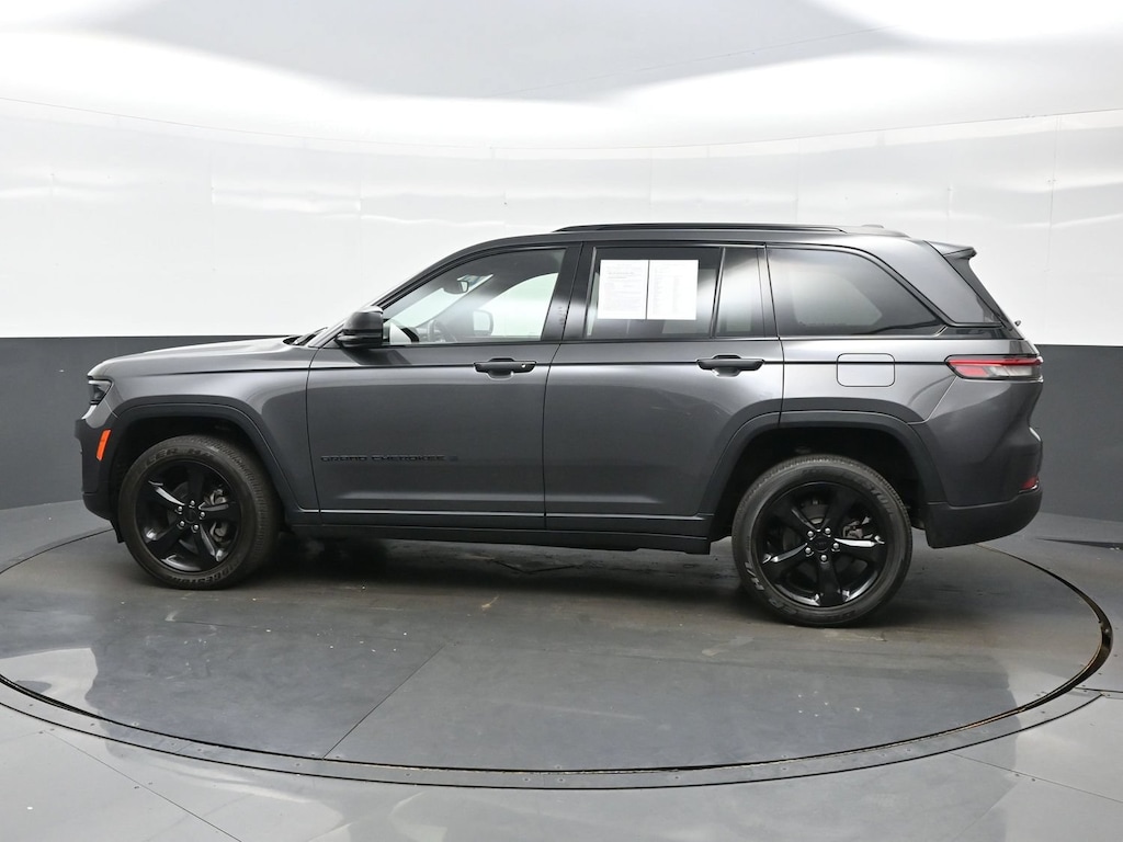 Used 2023 Jeep Grand Cherokee Altitude X Altitude 4x4