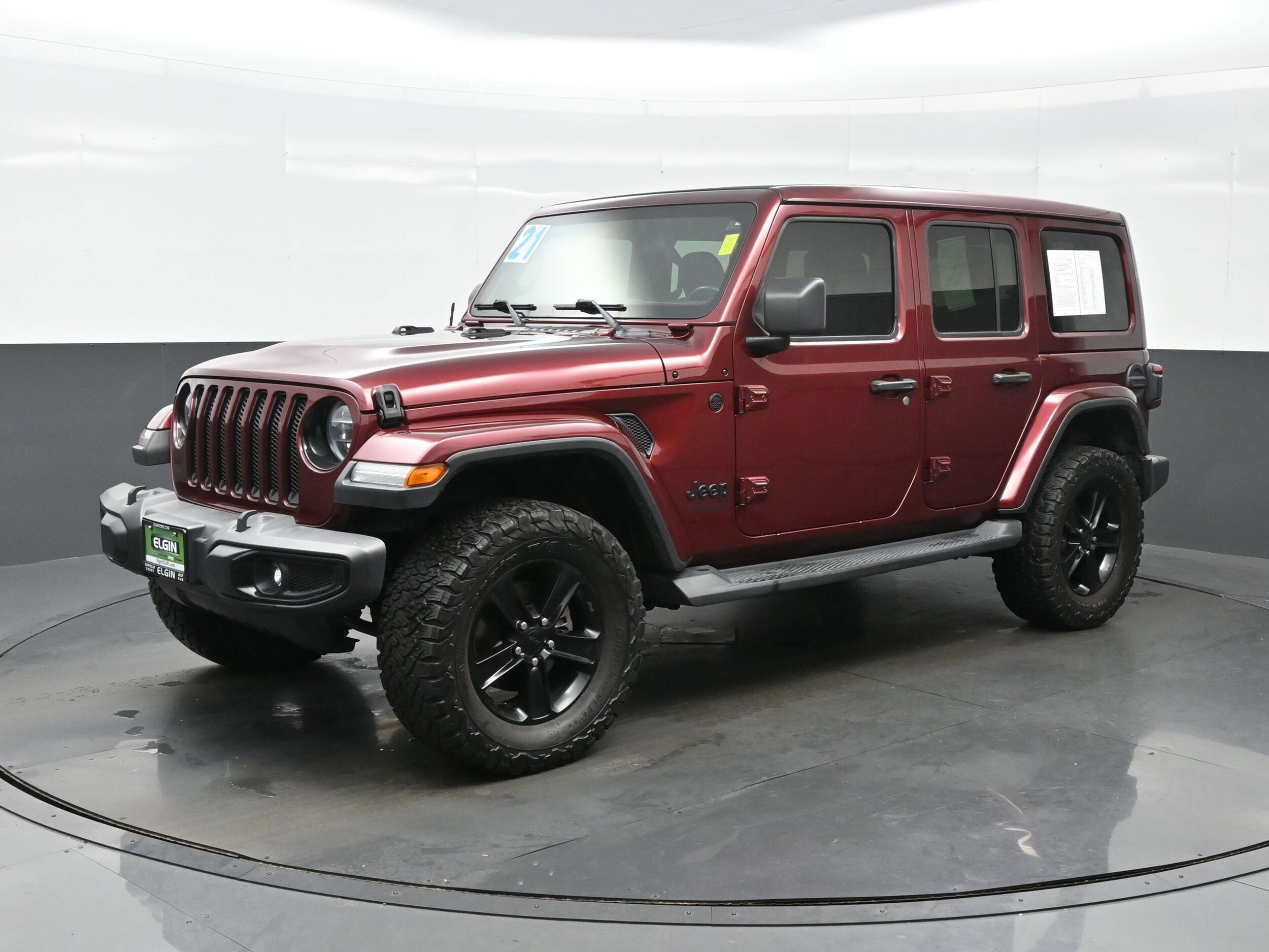 2021 Jeep Wrangler Unlimited Sahara Altitude photo 2
