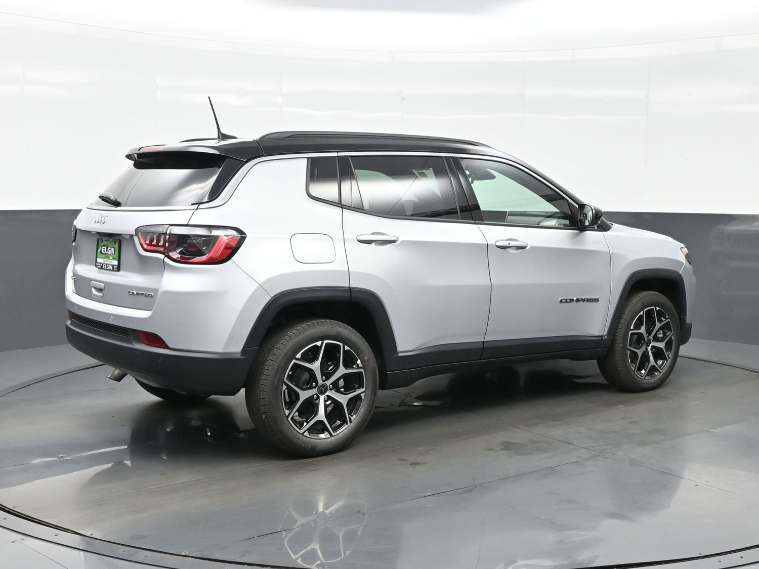 2026 Jeep Compass Limited - Photo 8