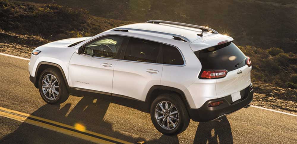 2018 Jeep Cherokee Exerior Gallery 2.jpg