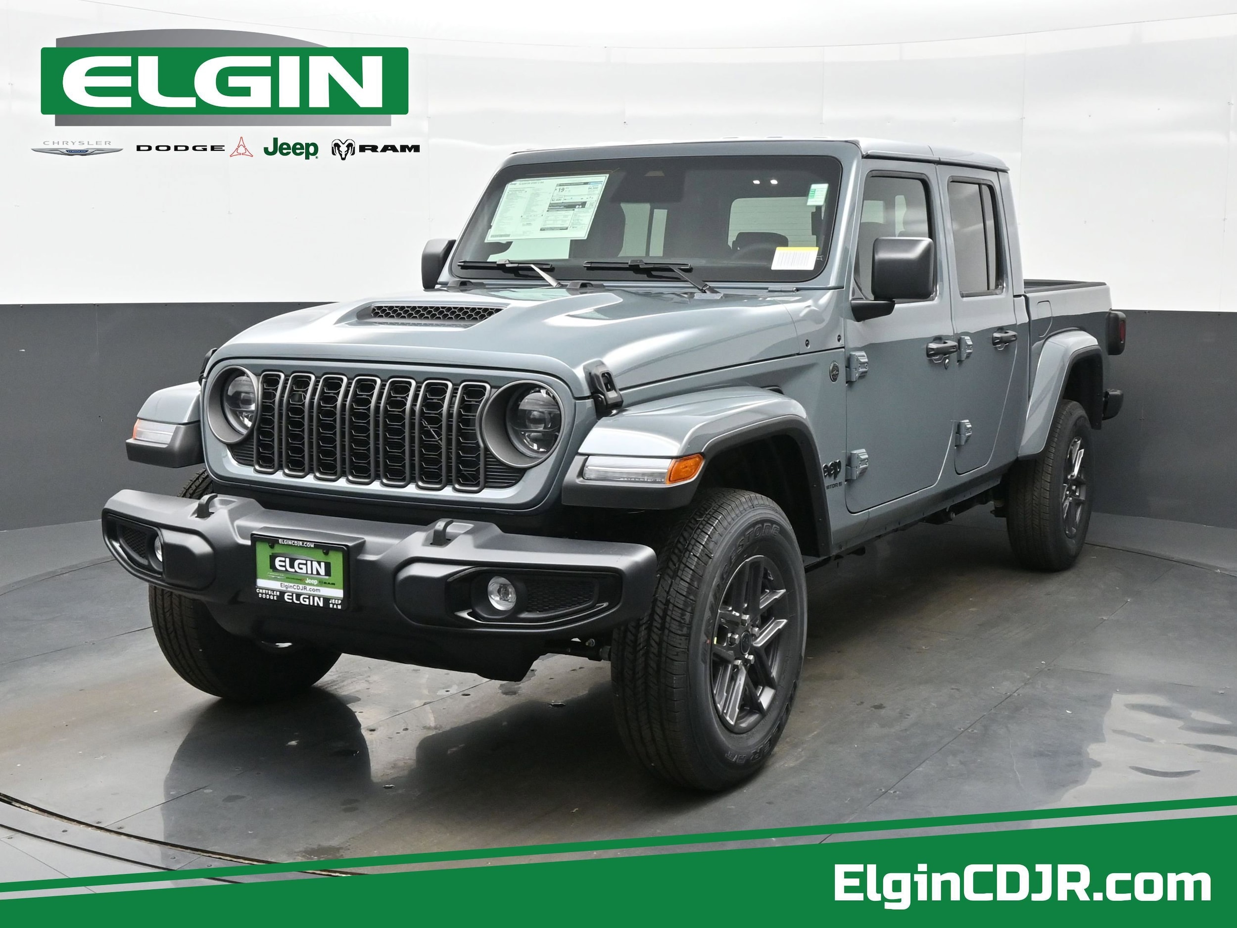 2026 Jeep Gladiator Sport S Auto's photo