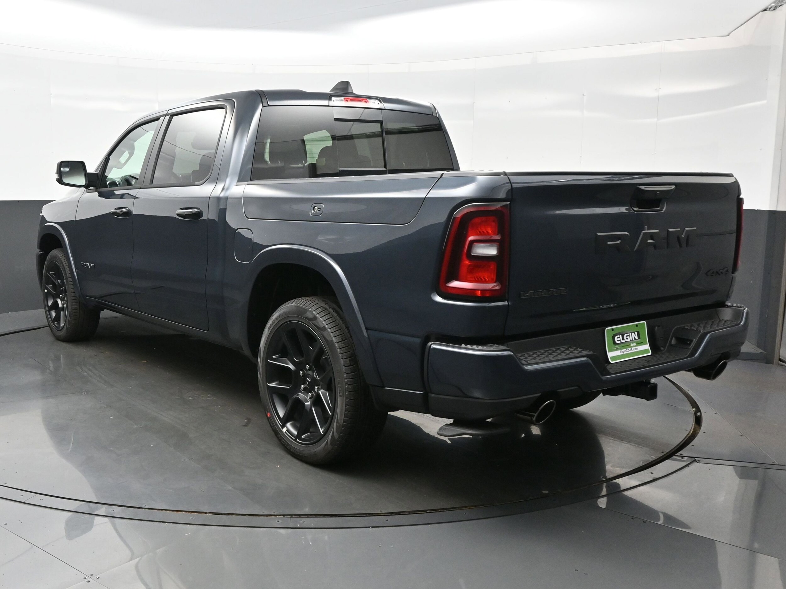 2026 Ram 1500 Laramie photo 4