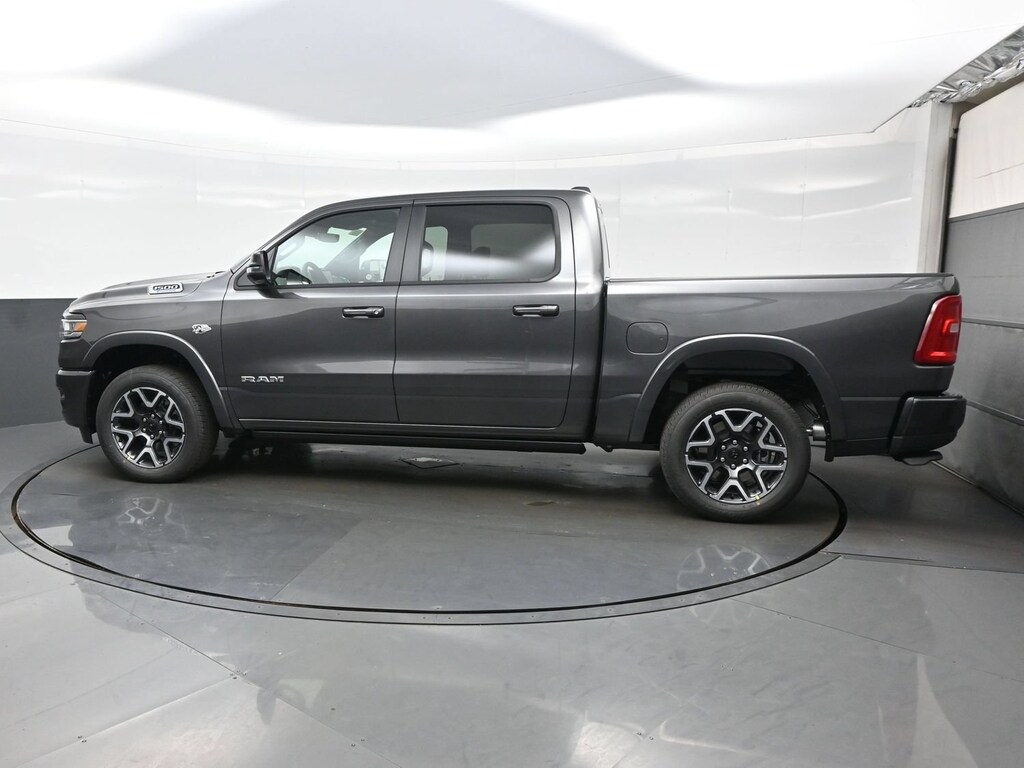 New 2027 Ram 1500 LARAMIE CREW CAB 4X4 5'7 BOX Pickup