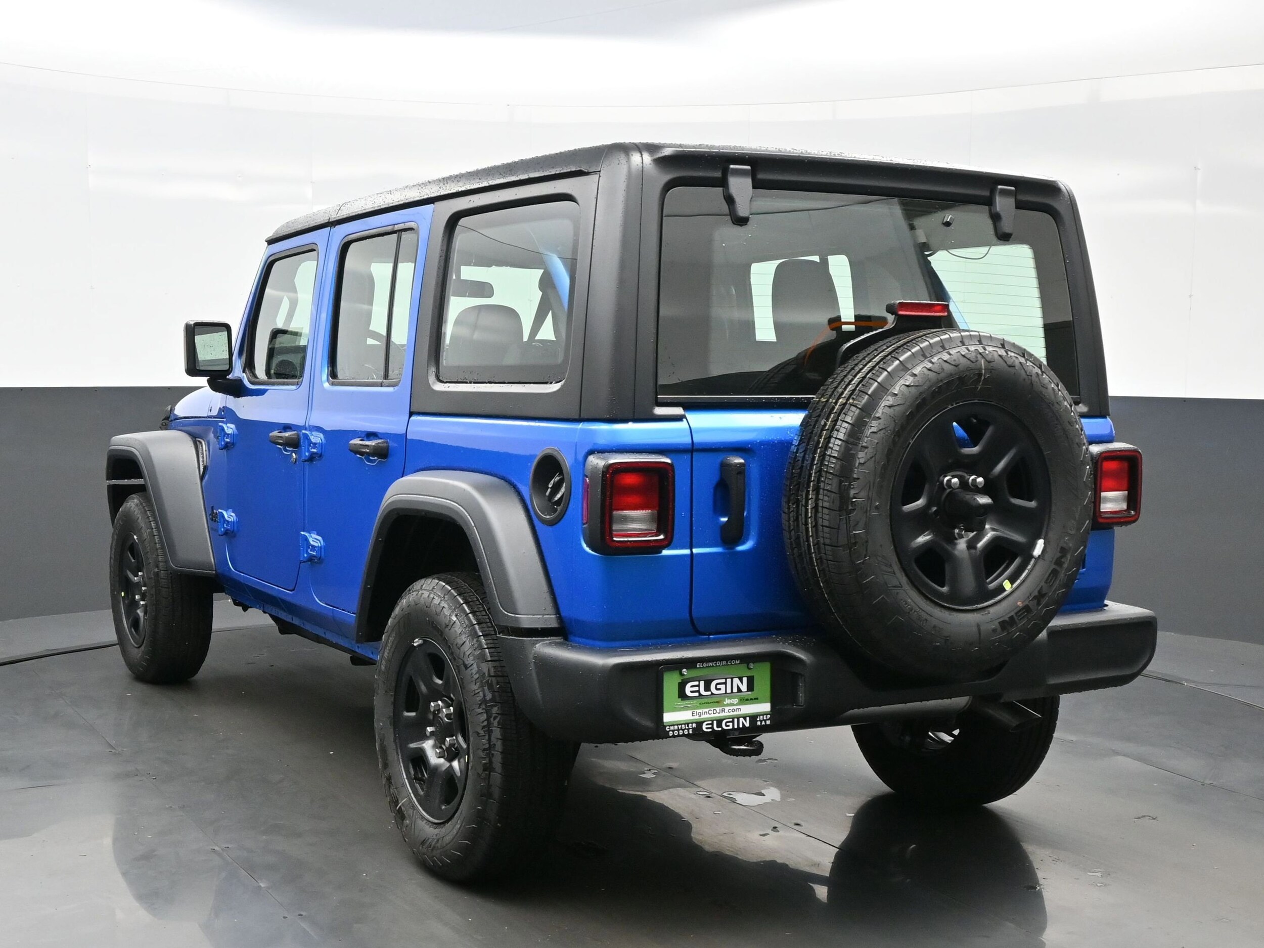 2025 Jeep Wrangler Sport photo 4