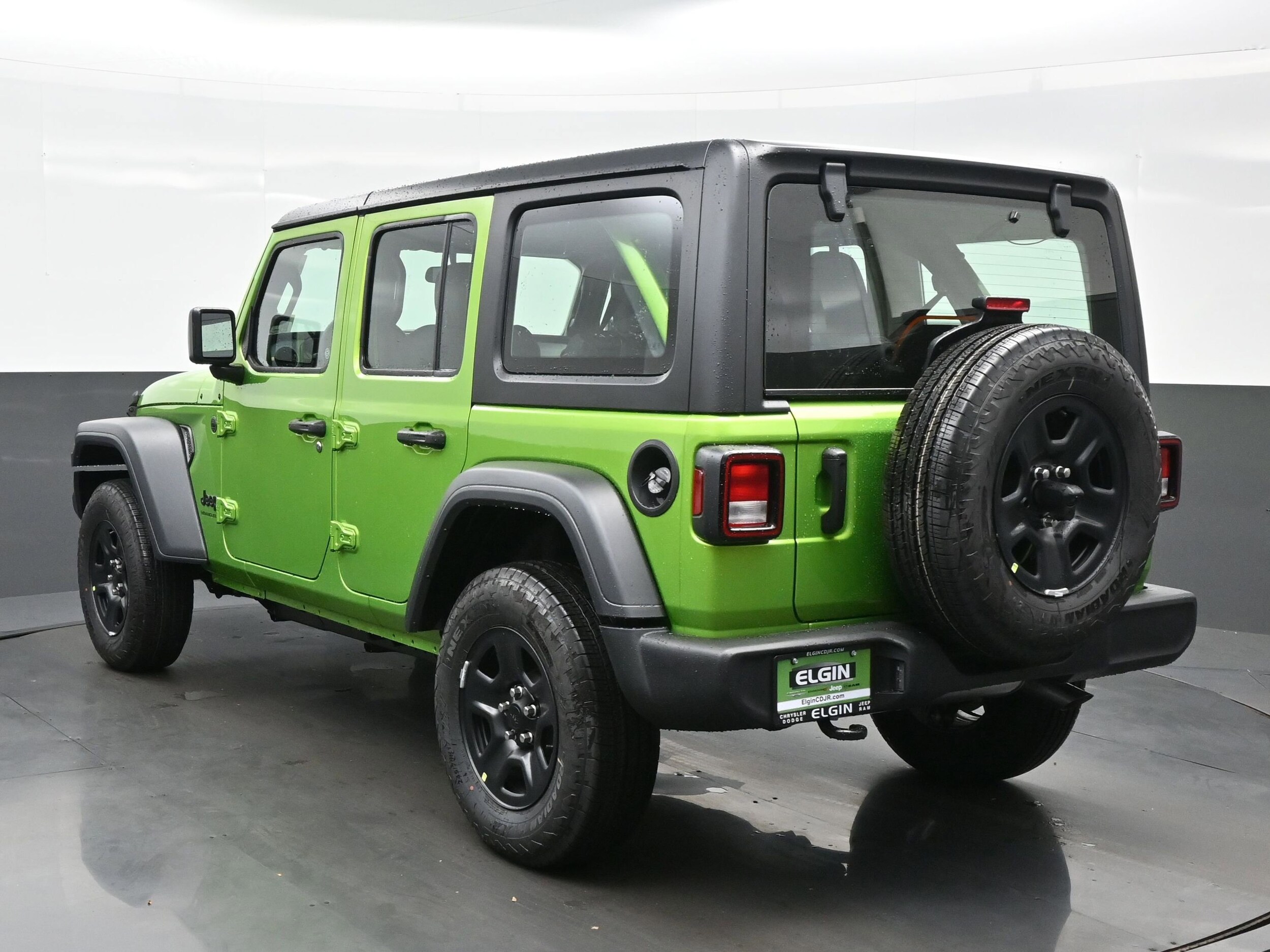 2025 Jeep Wrangler Sport photo 4