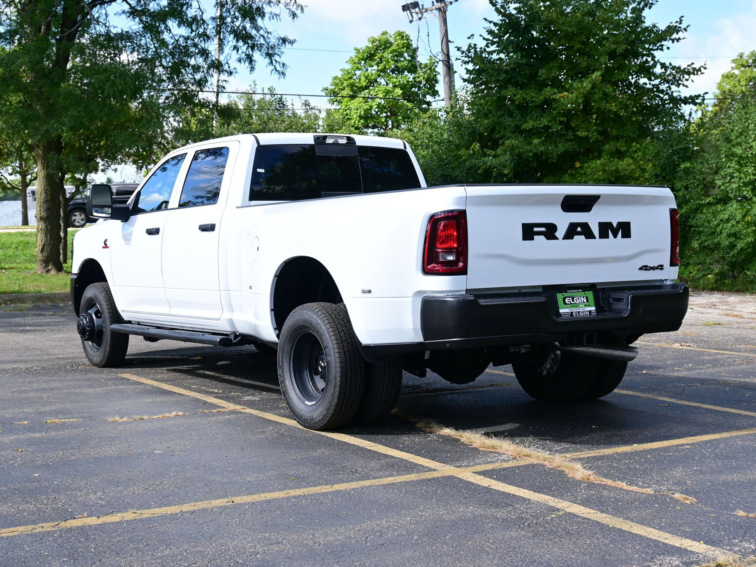 2026 Ram 3500 Tradesman photo 4