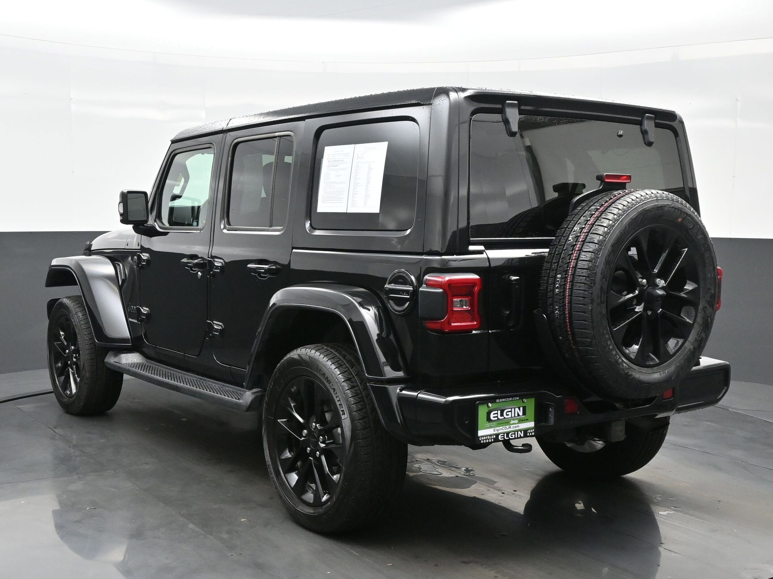2023 Jeep Wrangler High Altitude photo 4