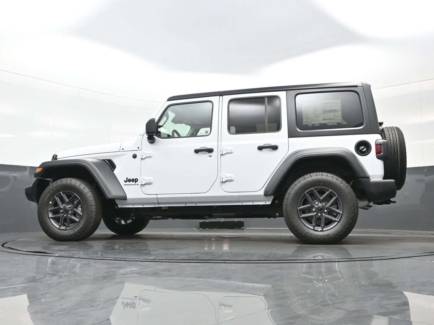 2025 Jeep Wrangler 4-Door Sport S - Photo 15