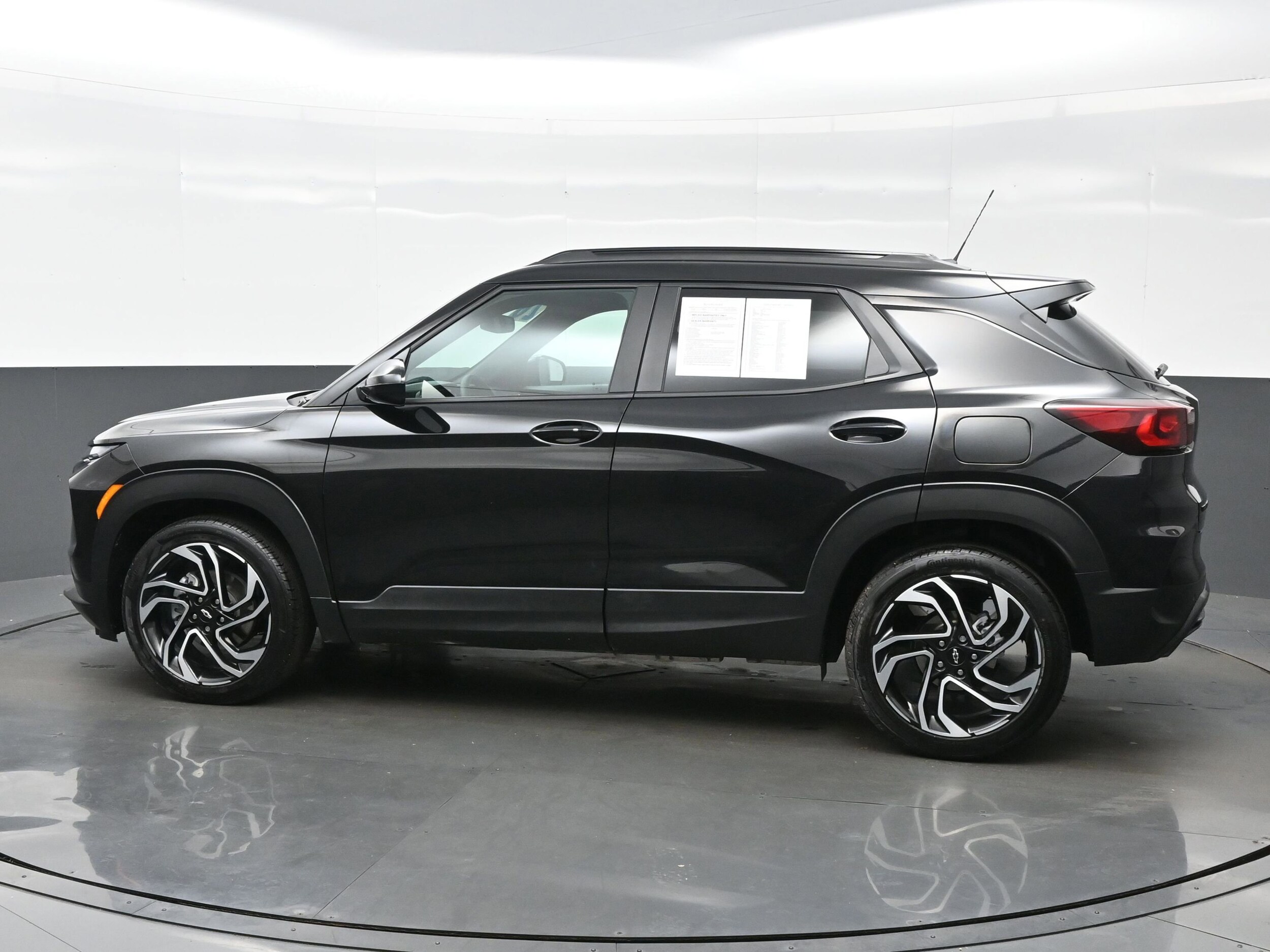 2026 Chevrolet Trailblazer RS photo 3