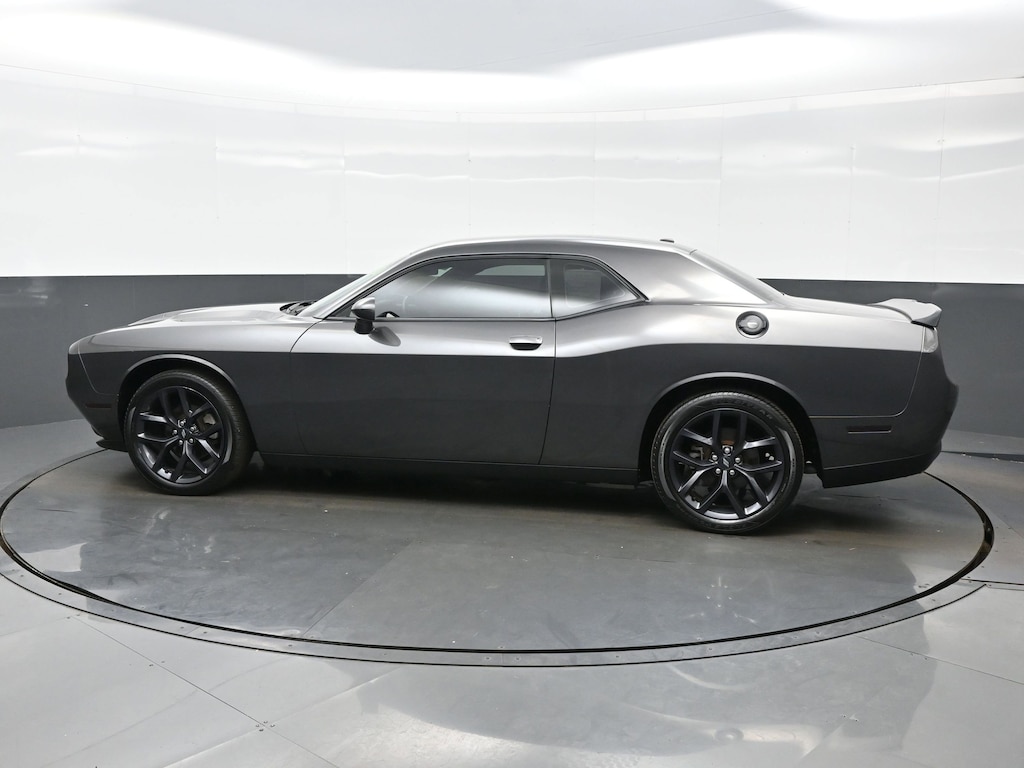 Used 2021 Dodge Challenger SXT SXT RWD