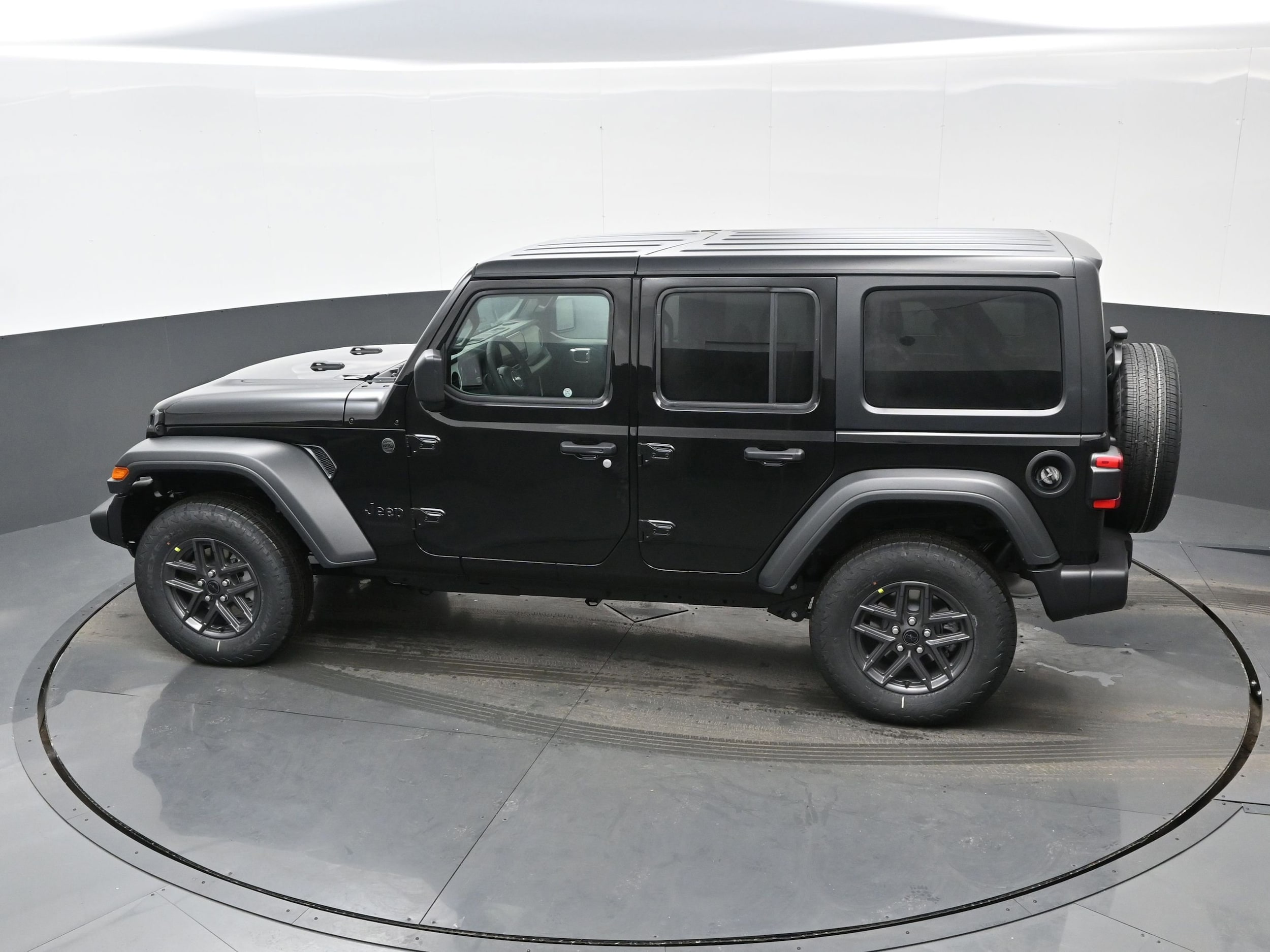 2025 Jeep Wrangler 4-Door Sport S - Photo 19