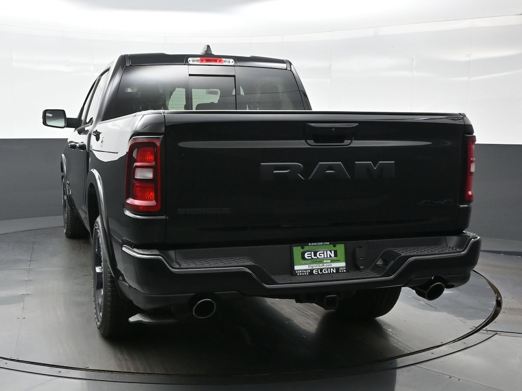 New 2026 Ram 1500 BIG HORN CREW CAB 4X4 5'7 BOX Pickup