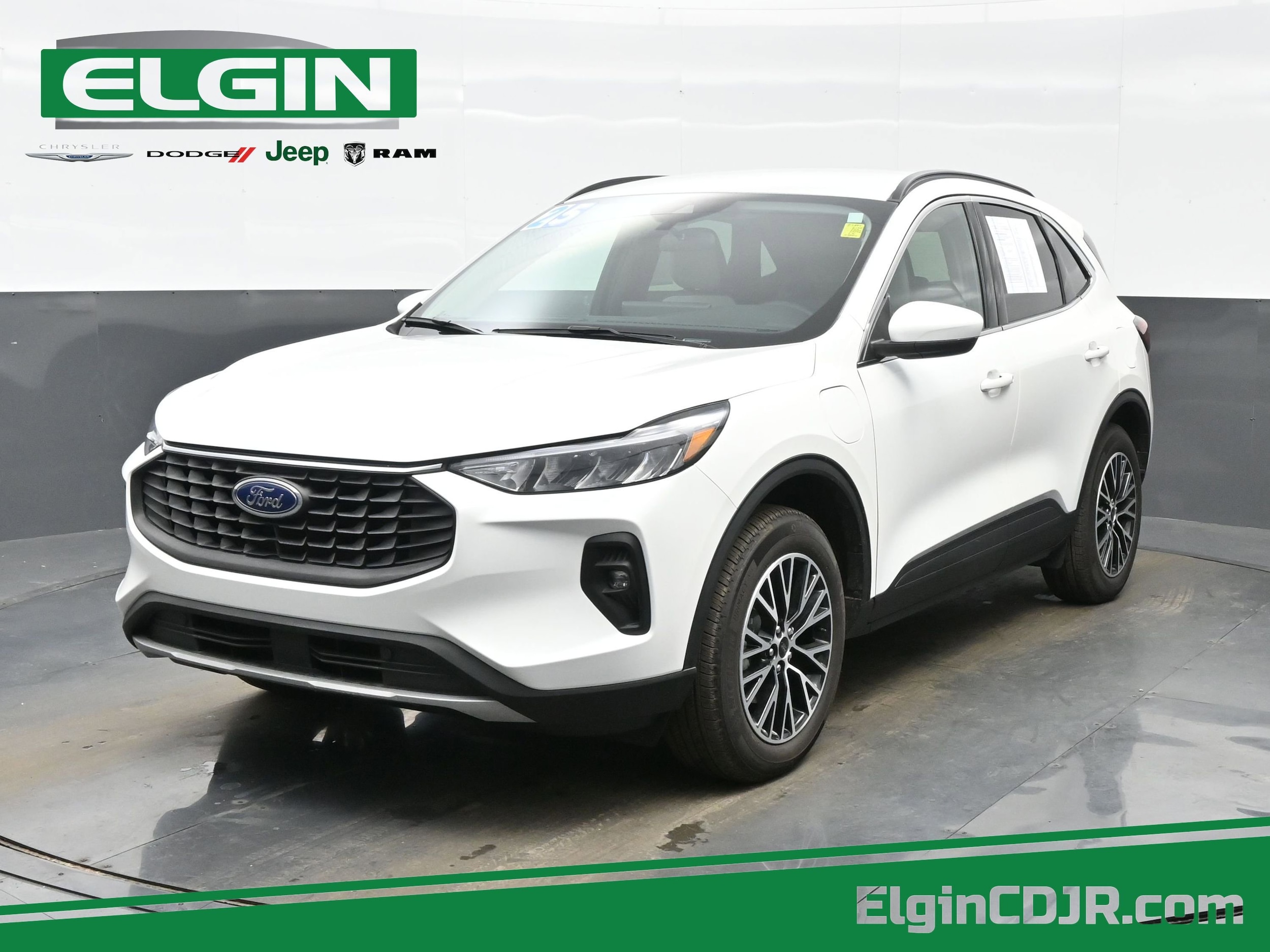 2025 Ford Escape PHEV's photo