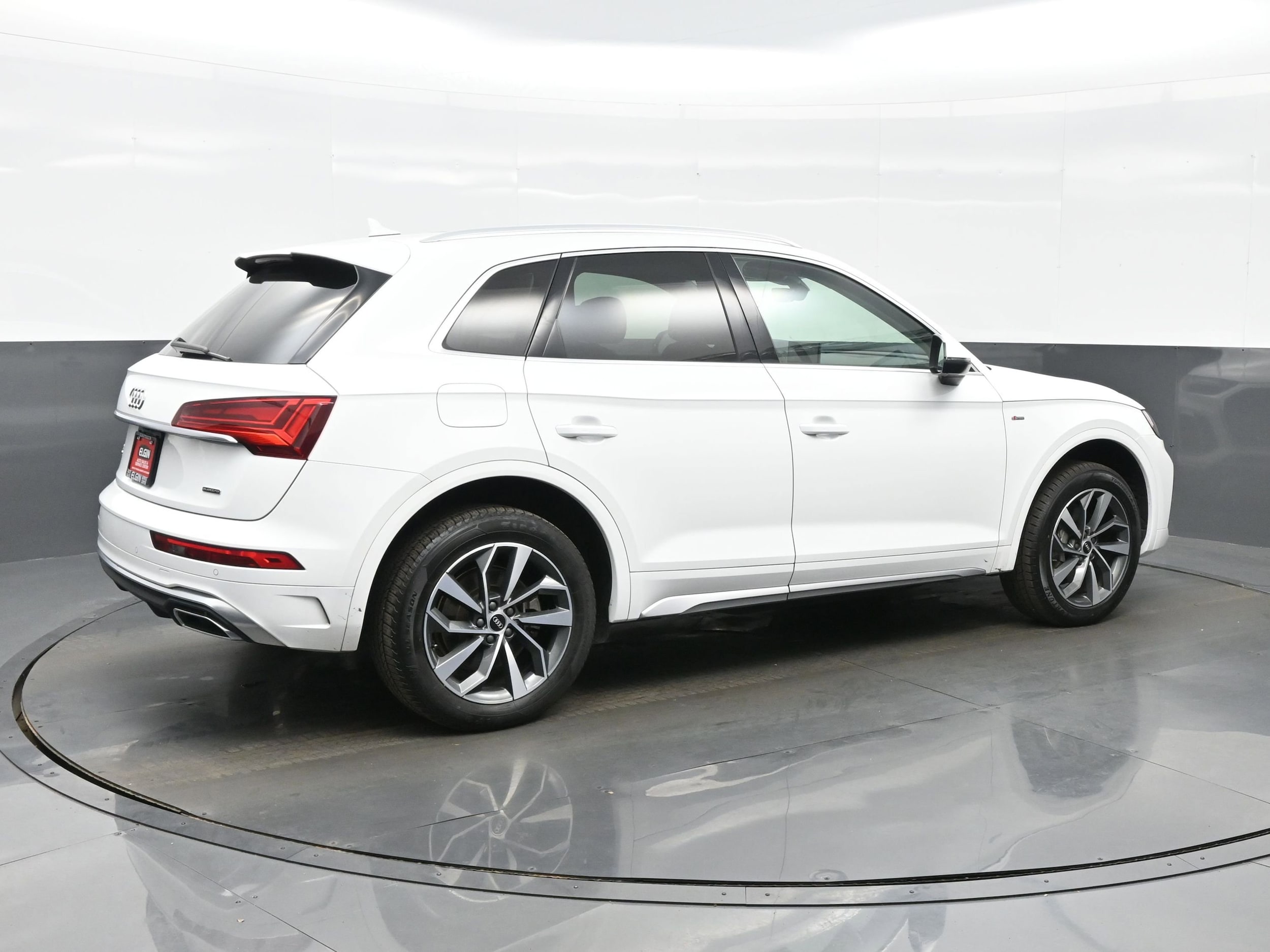 2023 Audi Q5 Premium Plus - Photo 8