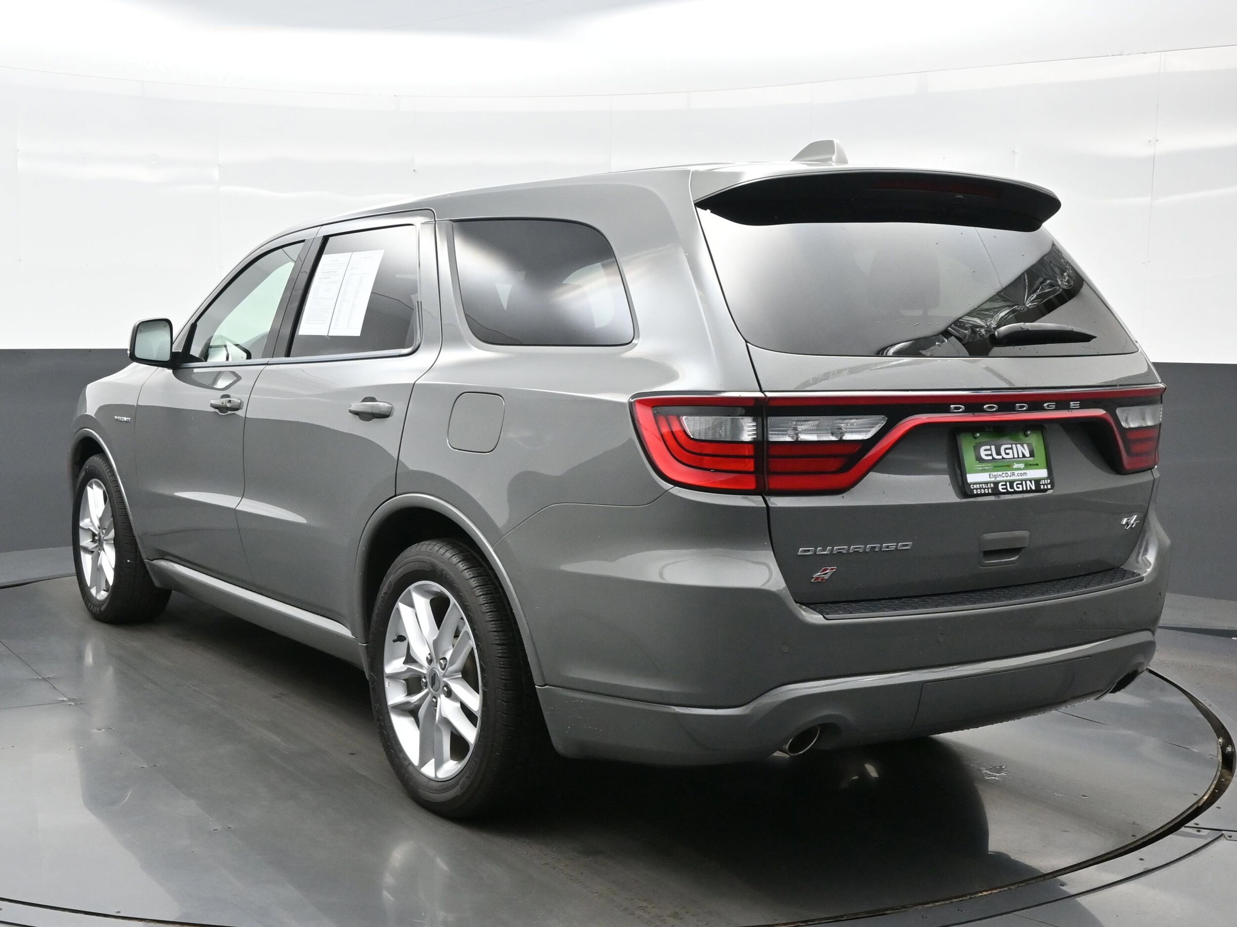 2022 Dodge Durango R/T photo 3