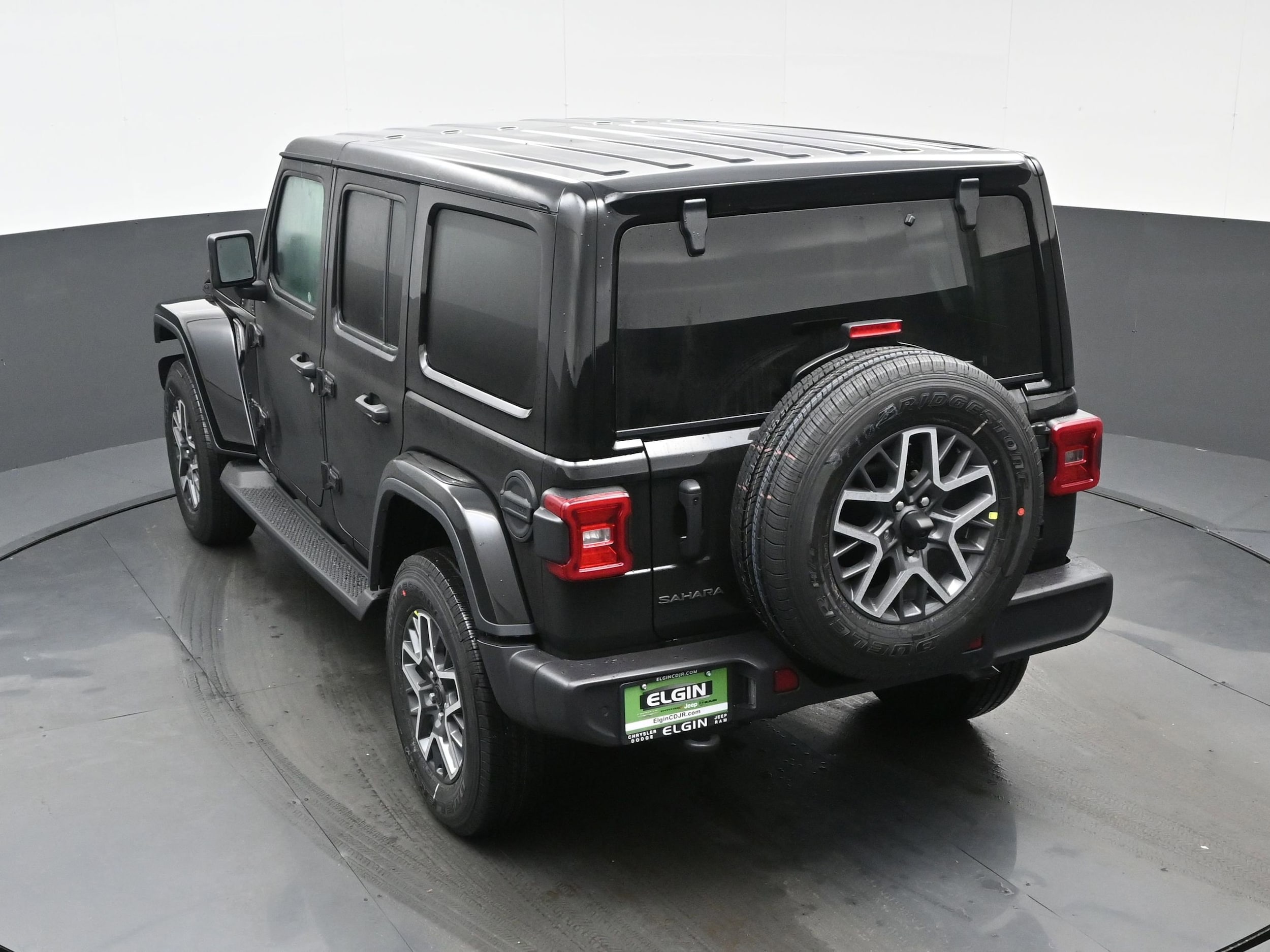 2025 Jeep Wrangler 4-Door Sahara - Photo 20
