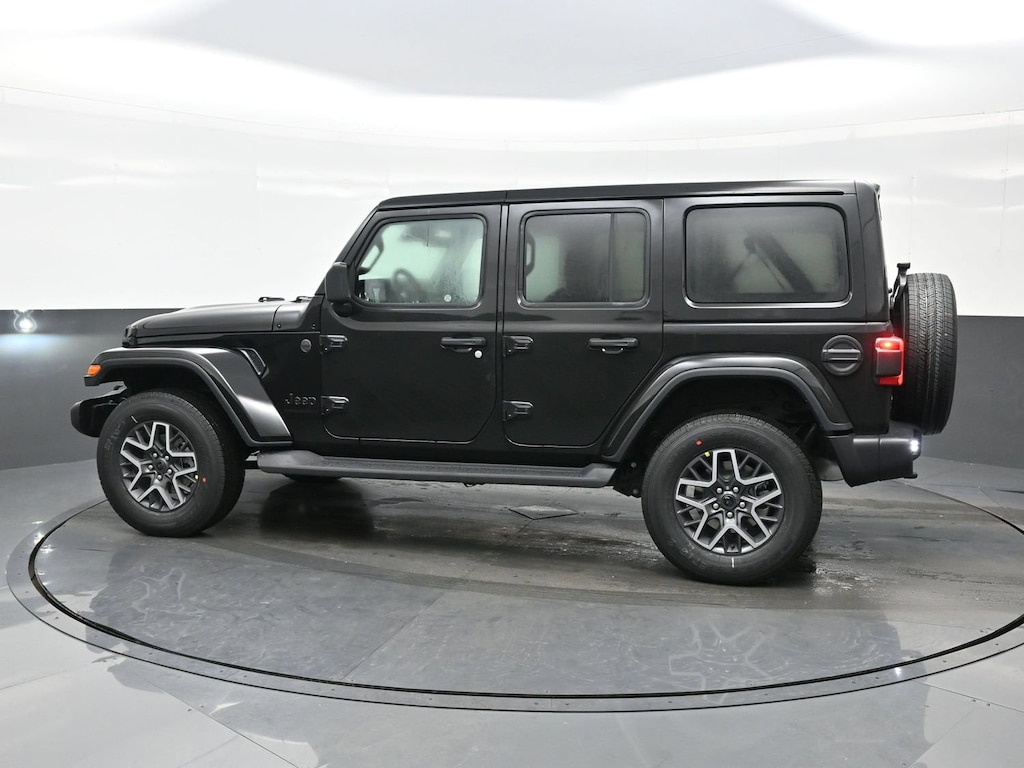 New 2025 Jeep Wrangler 4-DOOR SAHARA Sport Utility
