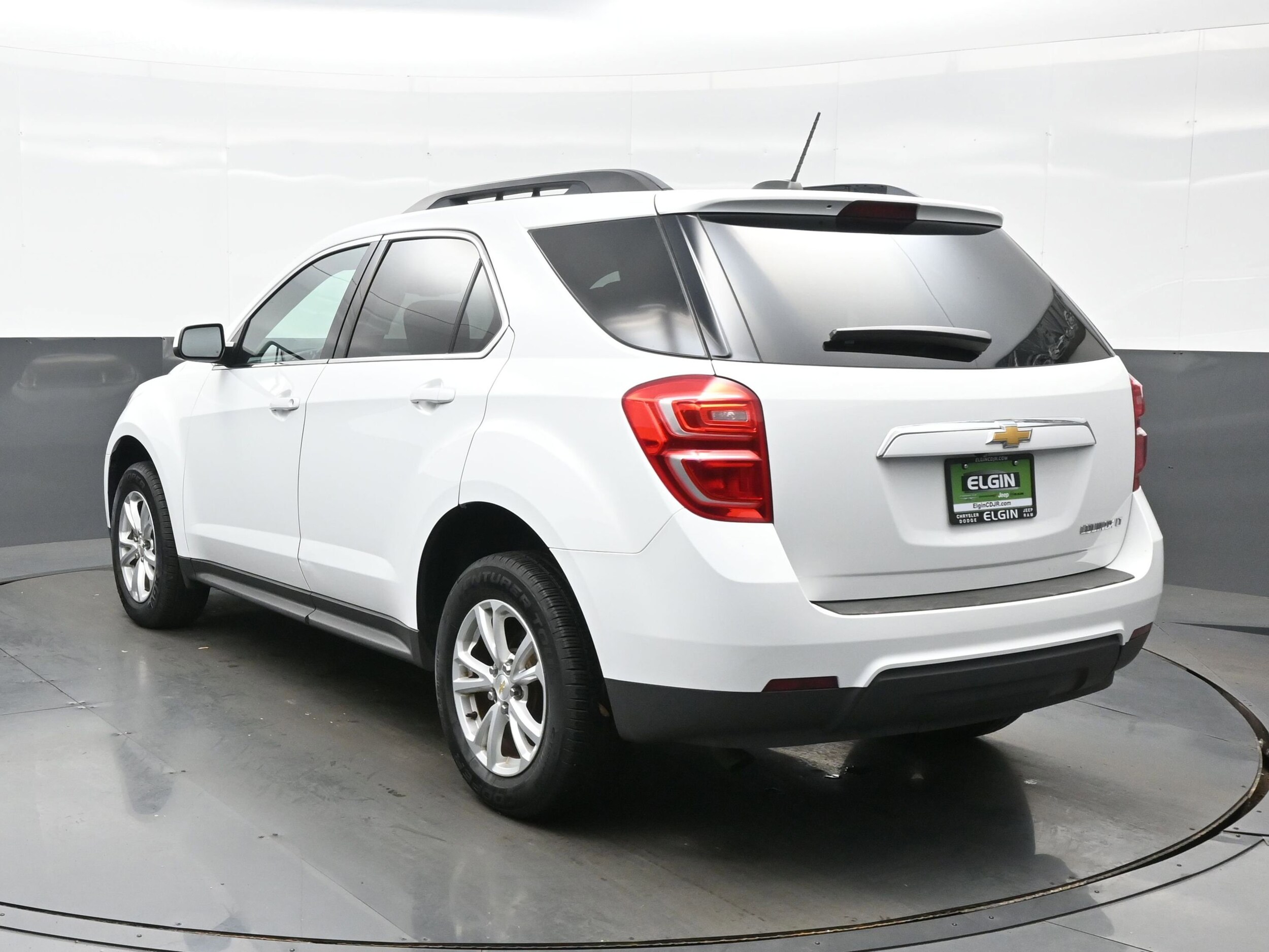 2016 Chevrolet Equinox LT photo 4