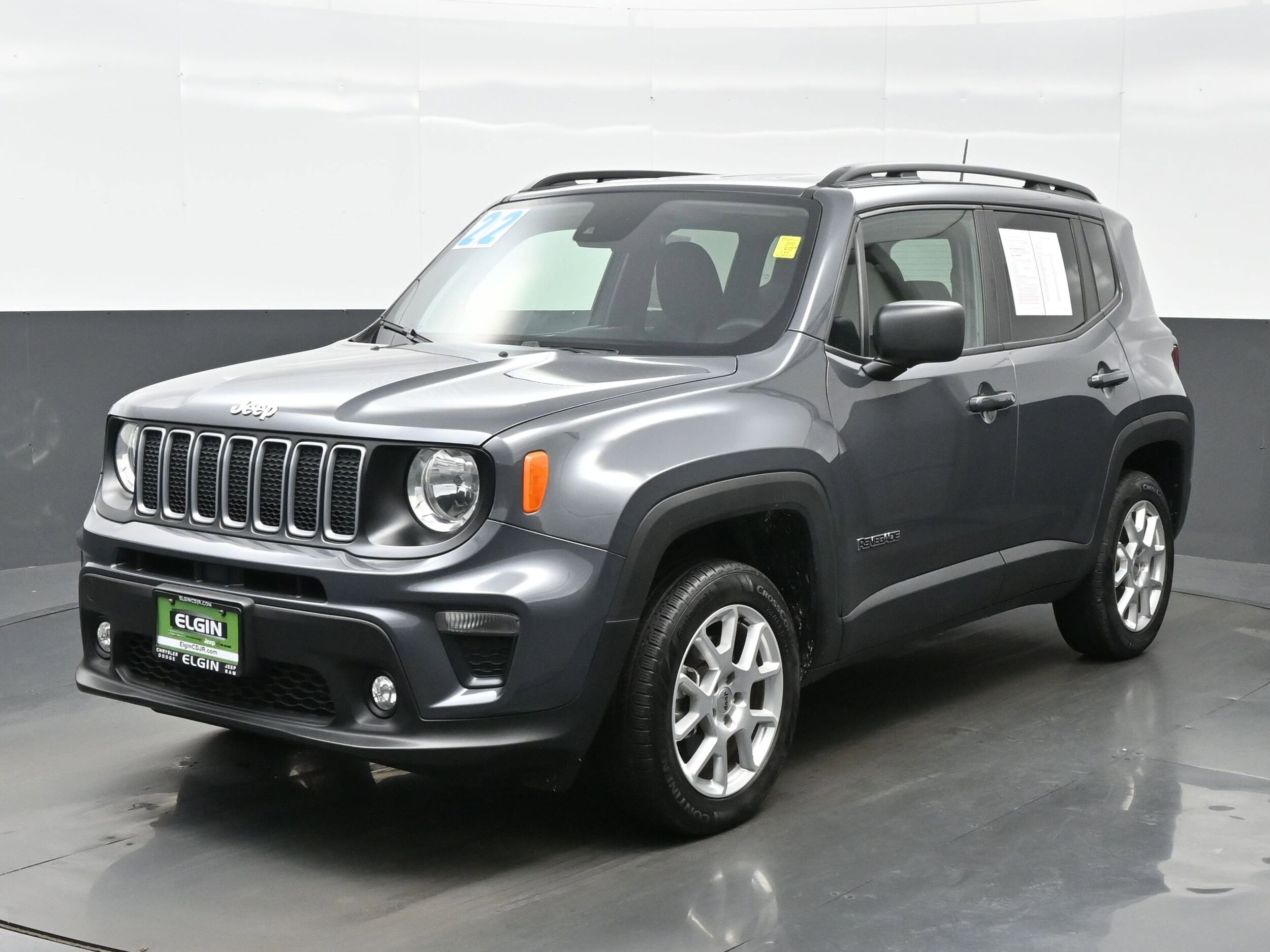2022 Jeep Renegade Latitude photo 2