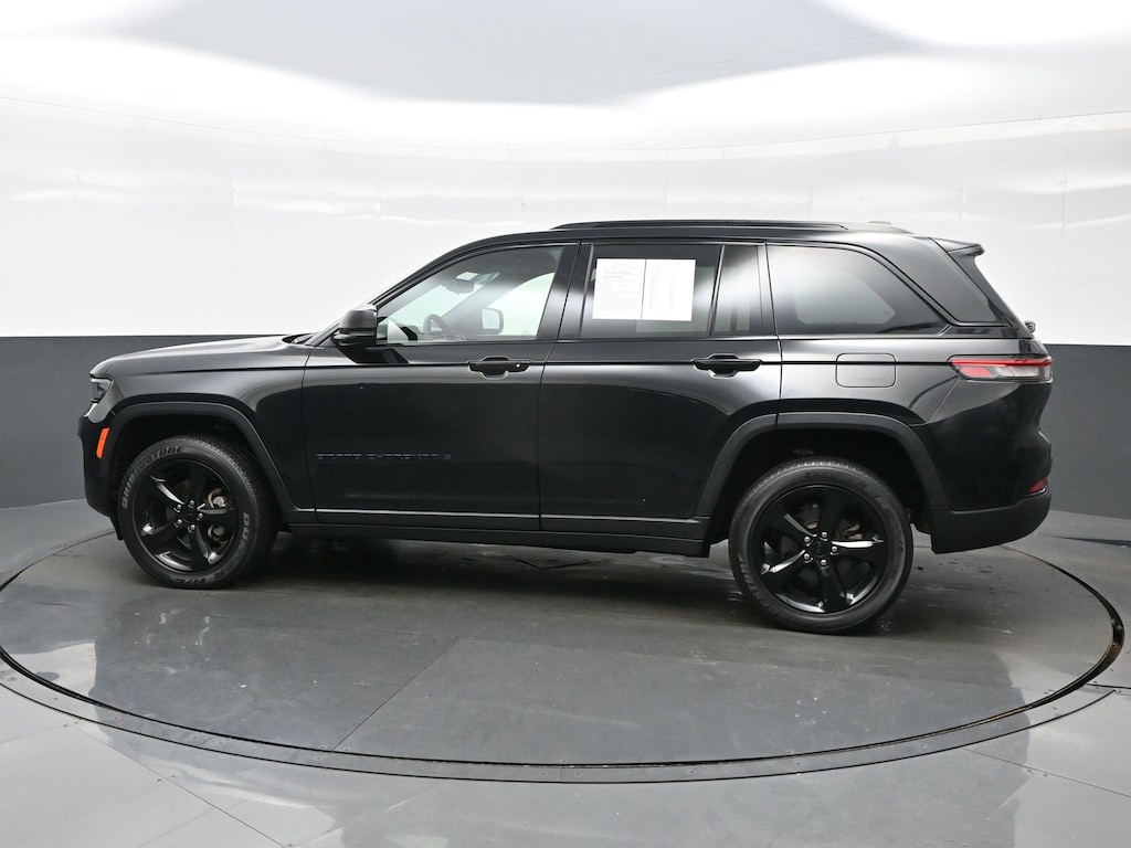 Used 2023 Jeep Grand Cherokee Altitude Altitude 4x4