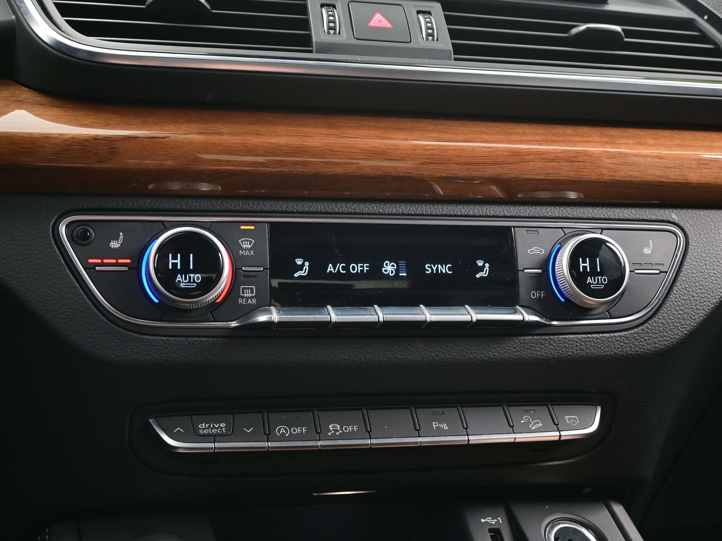 2023 Audi Q5 Premium Plus - Photo 25