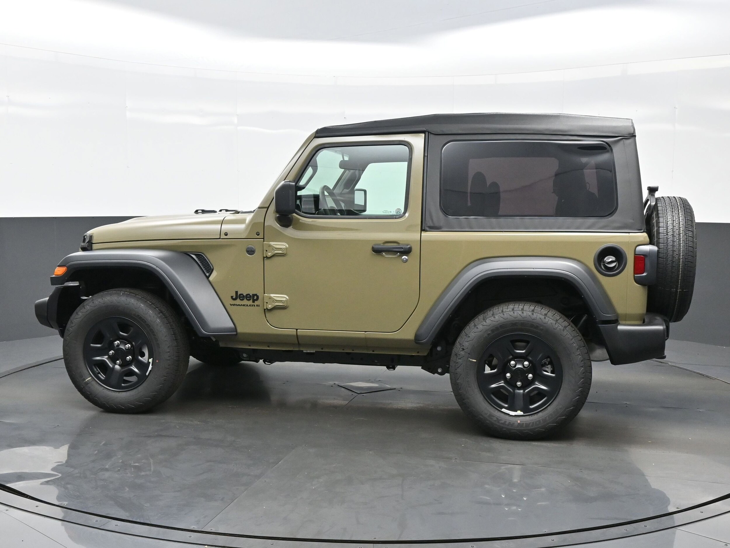 2026 Jeep Wrangler Sport photo 3