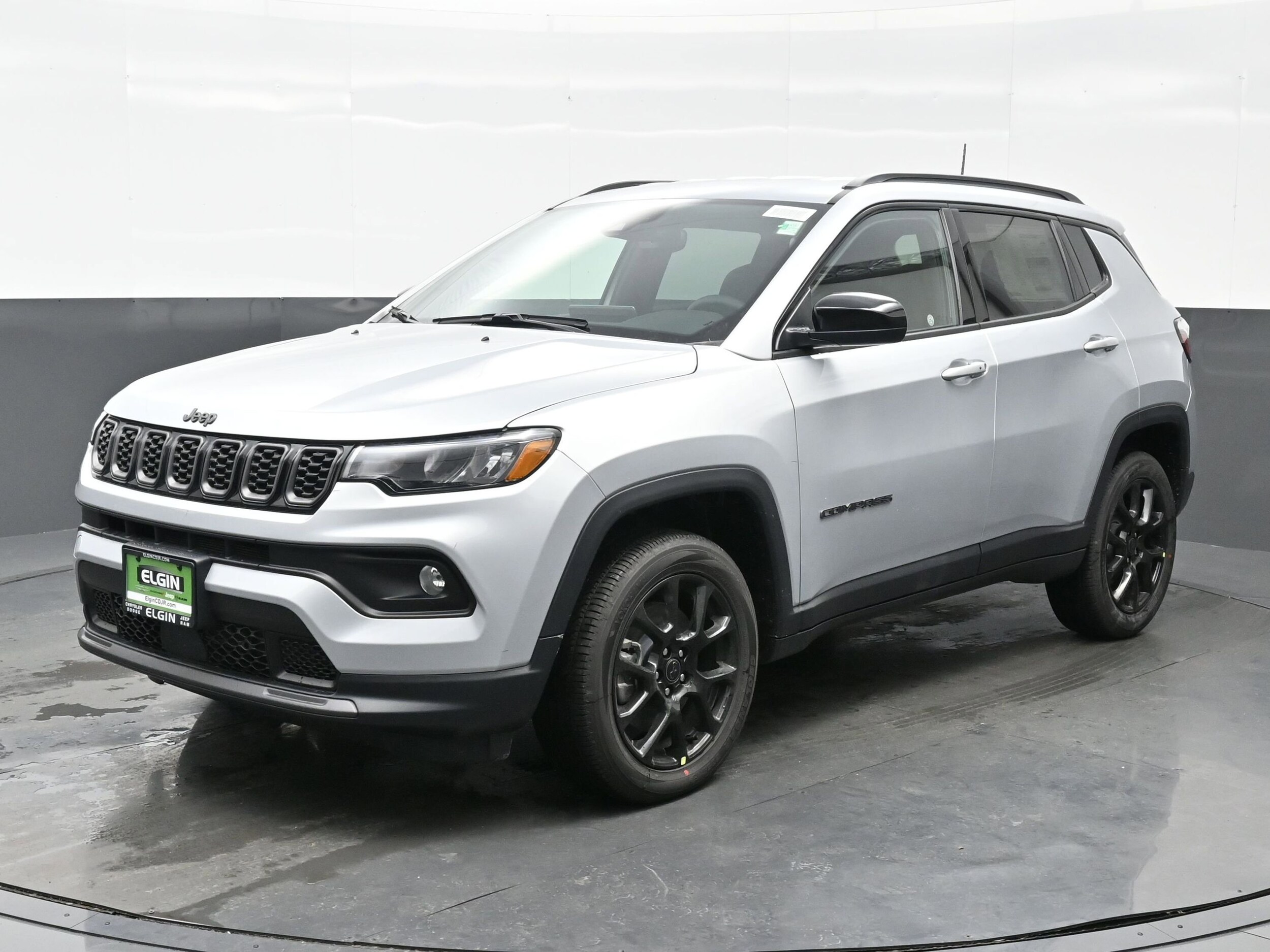 2025 Jeep Compass Latitude photo 2