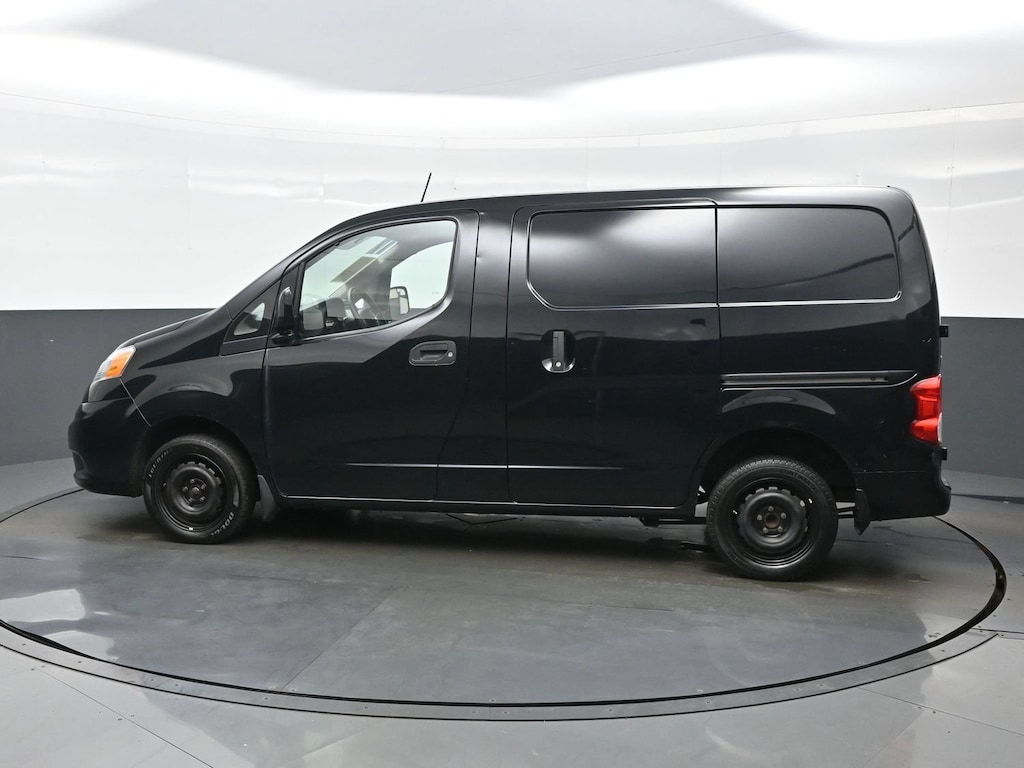 Used 2017 Nissan NV200 Compact Cargo SV I4 SV