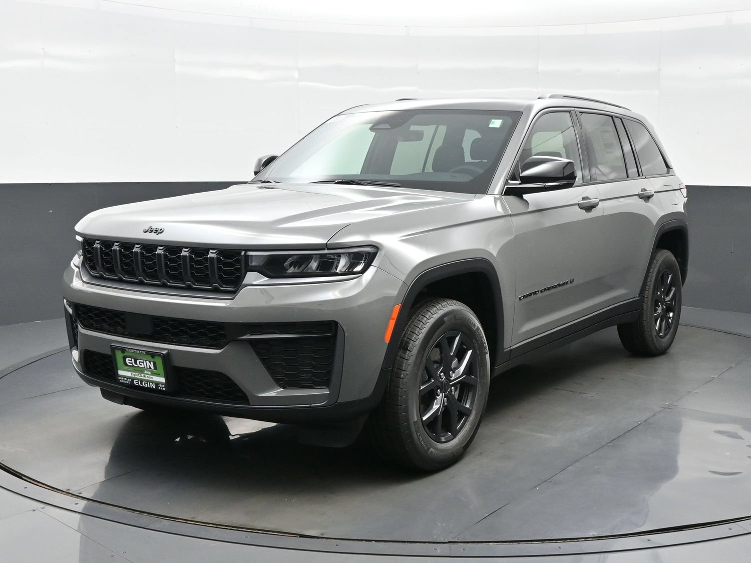 New 2027 Jeep Grand Cherokee 2 Row LAREDO 4X4 Sport Utility