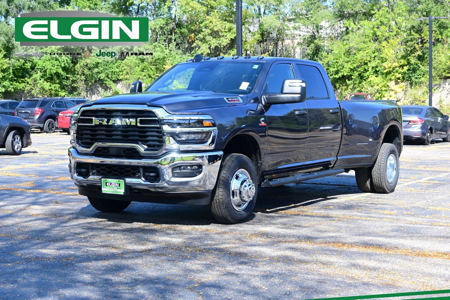 New 2027 Ram 3500 TRADESMAN CREW CAB 4X4 8' BOX Pickup