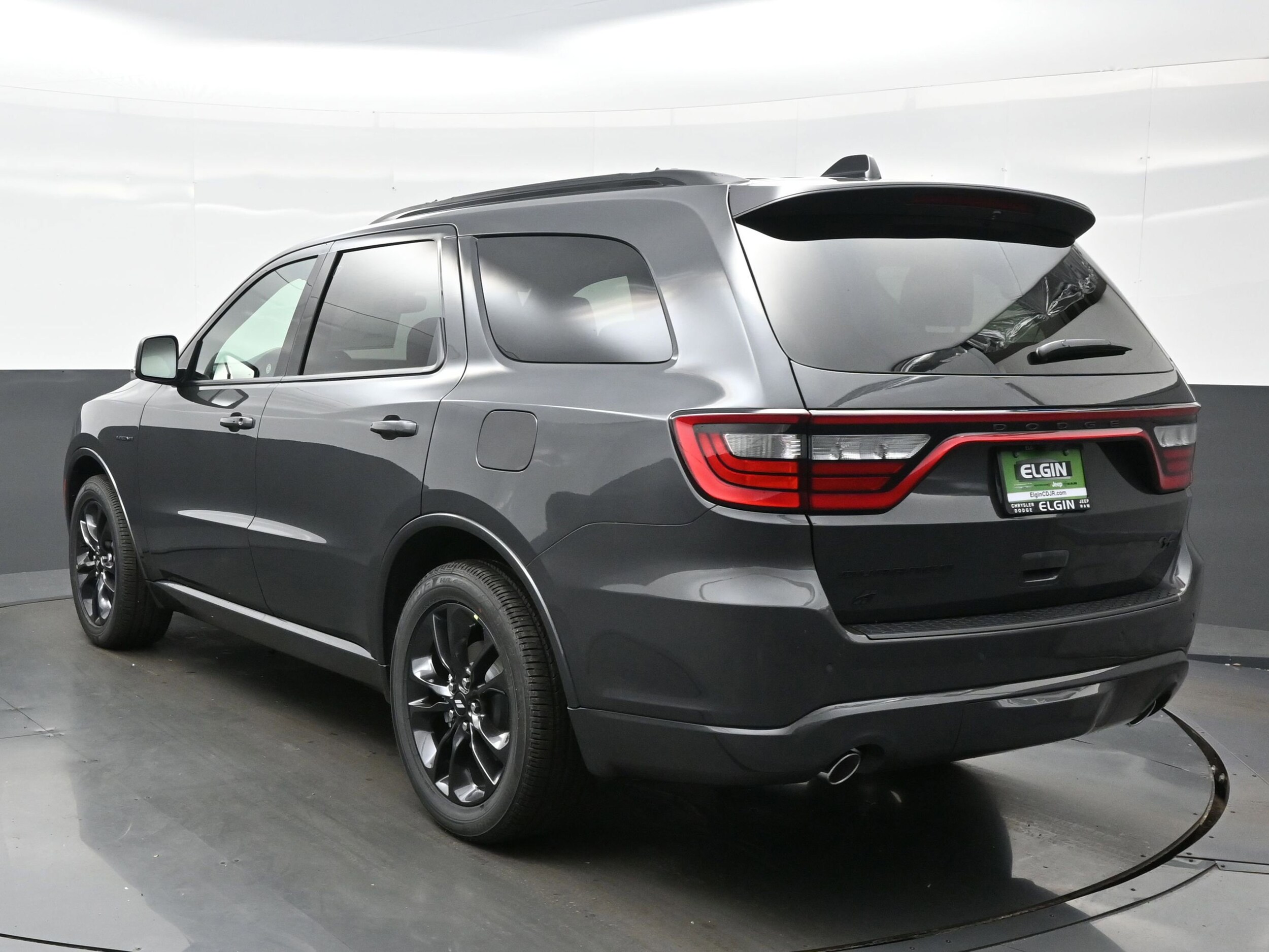 2025 Dodge Durango R/T Plus photo 4