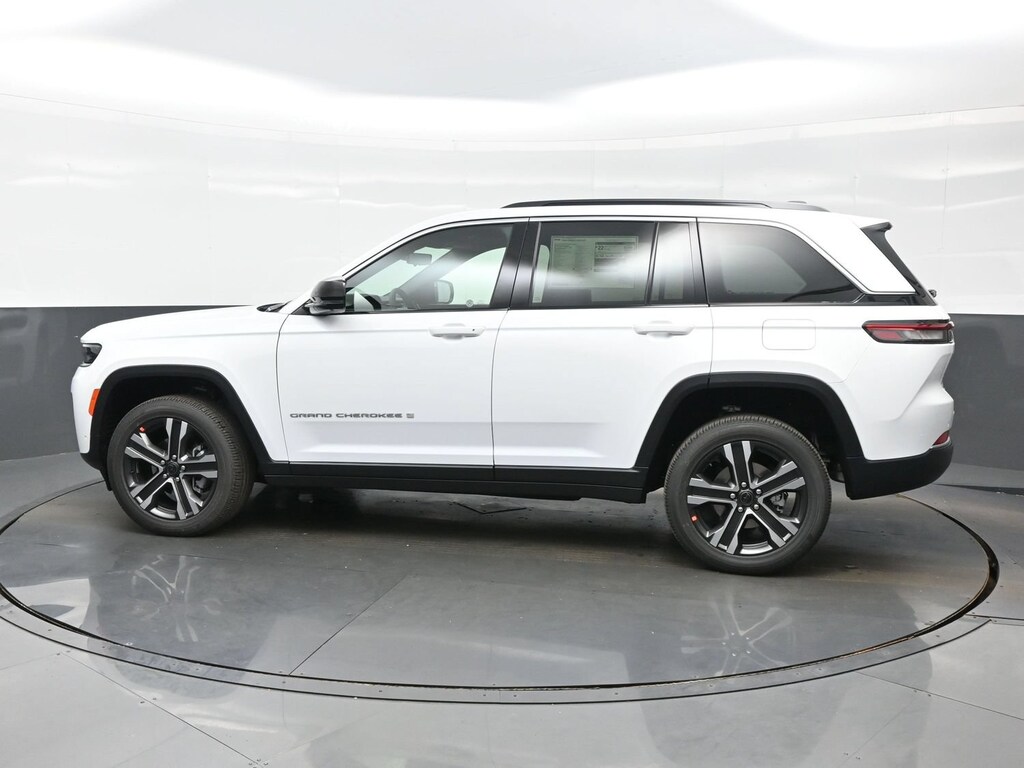 New 2027 Jeep Grand Cherokee LIMITED 4X4 Sport Utility