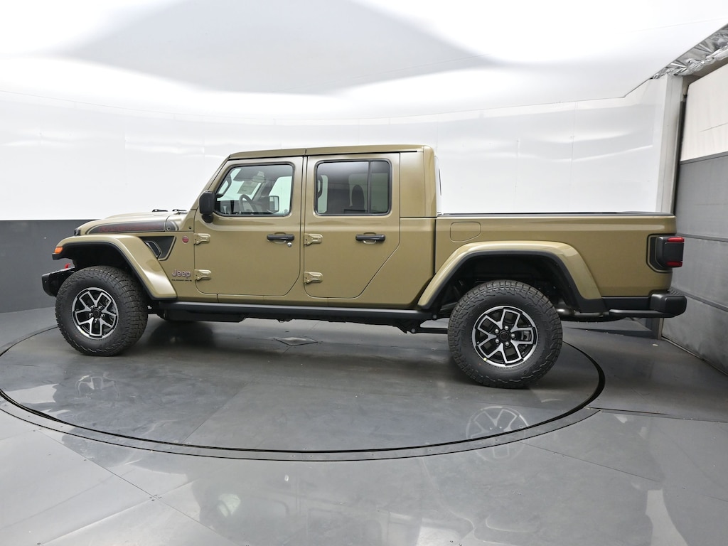 New 2026 Jeep Gladiator SHADOW OPS 4X4 Pickup