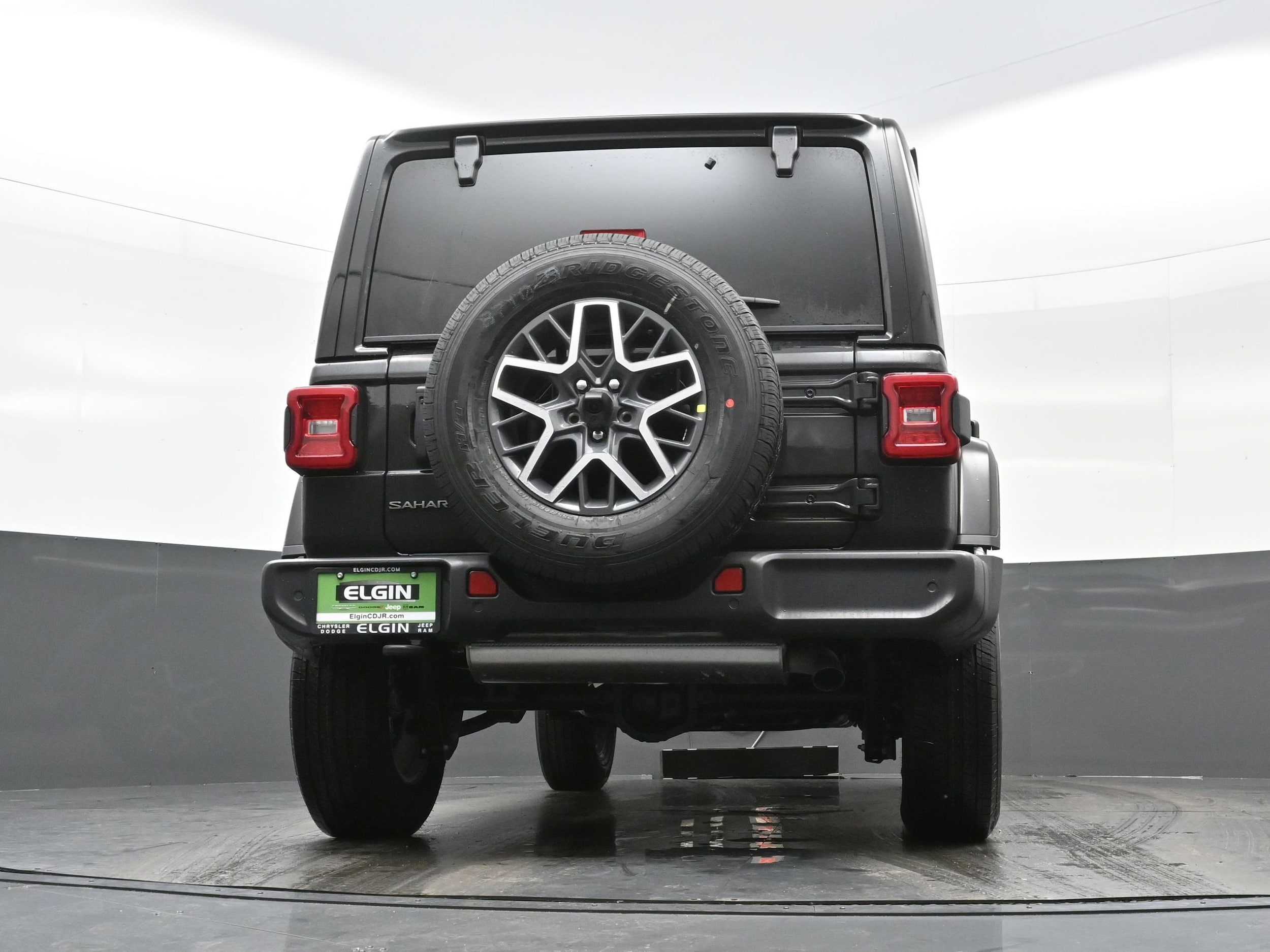 2025 Jeep Wrangler 4-Door Sahara - Photo 14