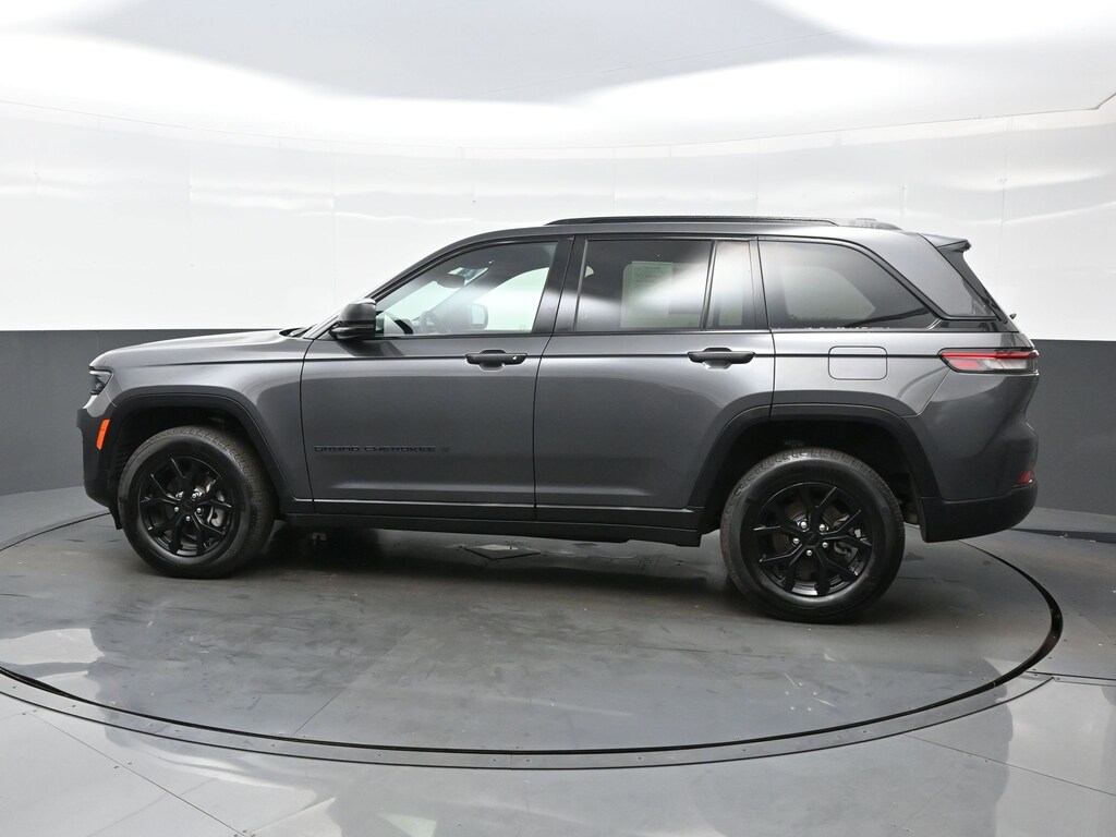 Used 2024 Jeep Grand Cherokee Altitude X Altitude X 4x4