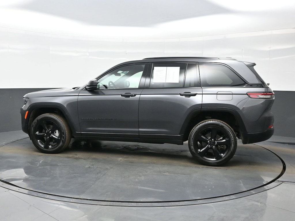 Used 2025 Jeep Grand Cherokee Limited Limited 4x4