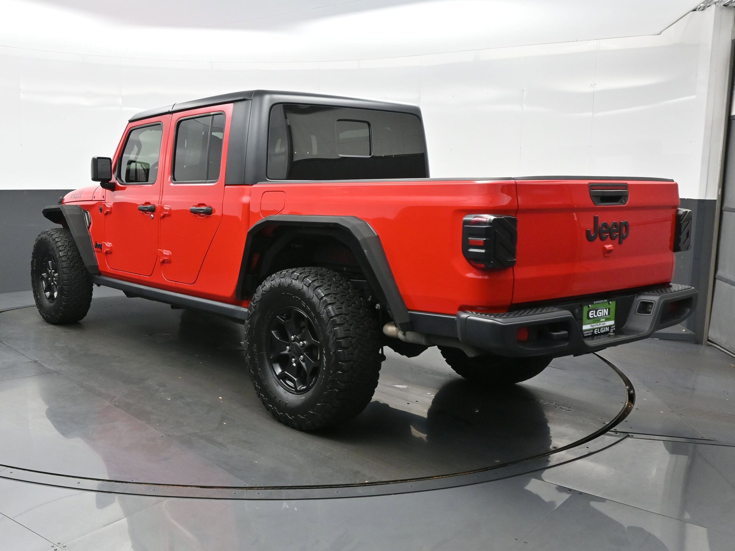 2021 Jeep Gladiator Willys photo 4