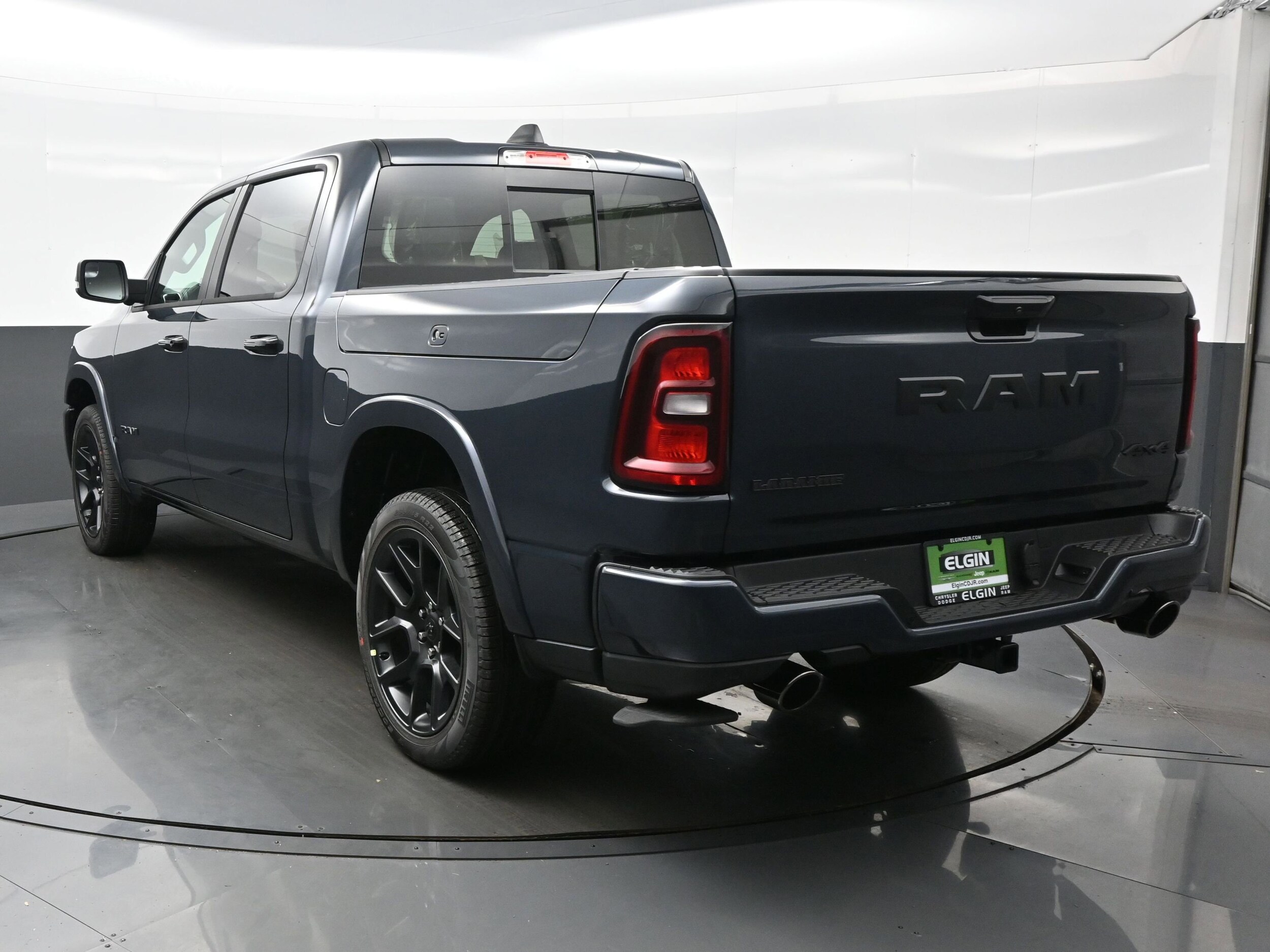 2026 Ram 1500 Laramie photo 4