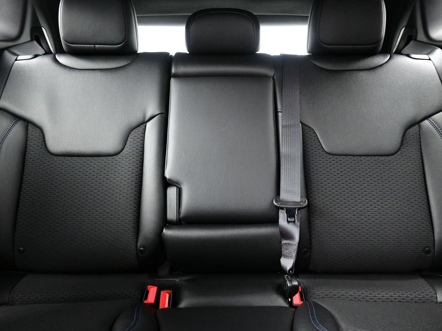 2026 Jeep Compass Latitude Altitude - Photo 13