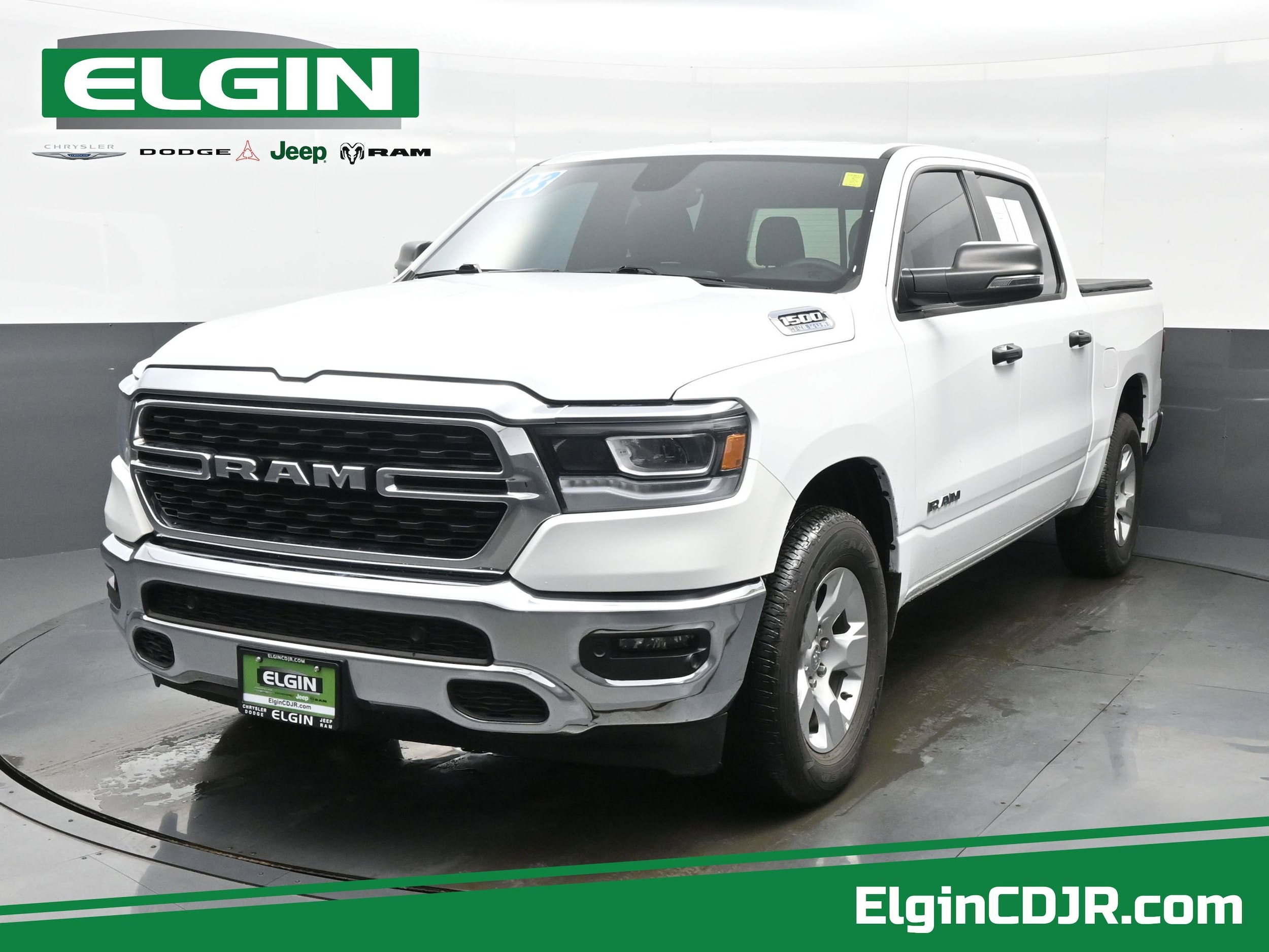 2023 RAM 1500 Big Horn/Lone Star 4x4 Crew Cab 5'7's photo