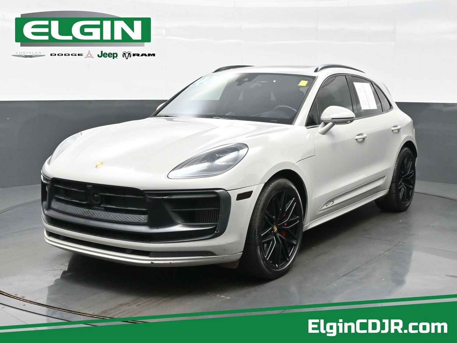 2022 Porsche Macan