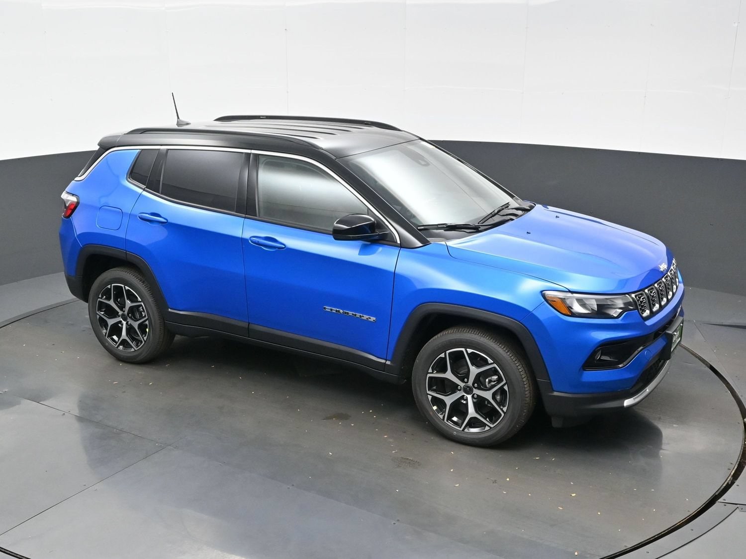 2026 Jeep Compass Limited - Photo 27