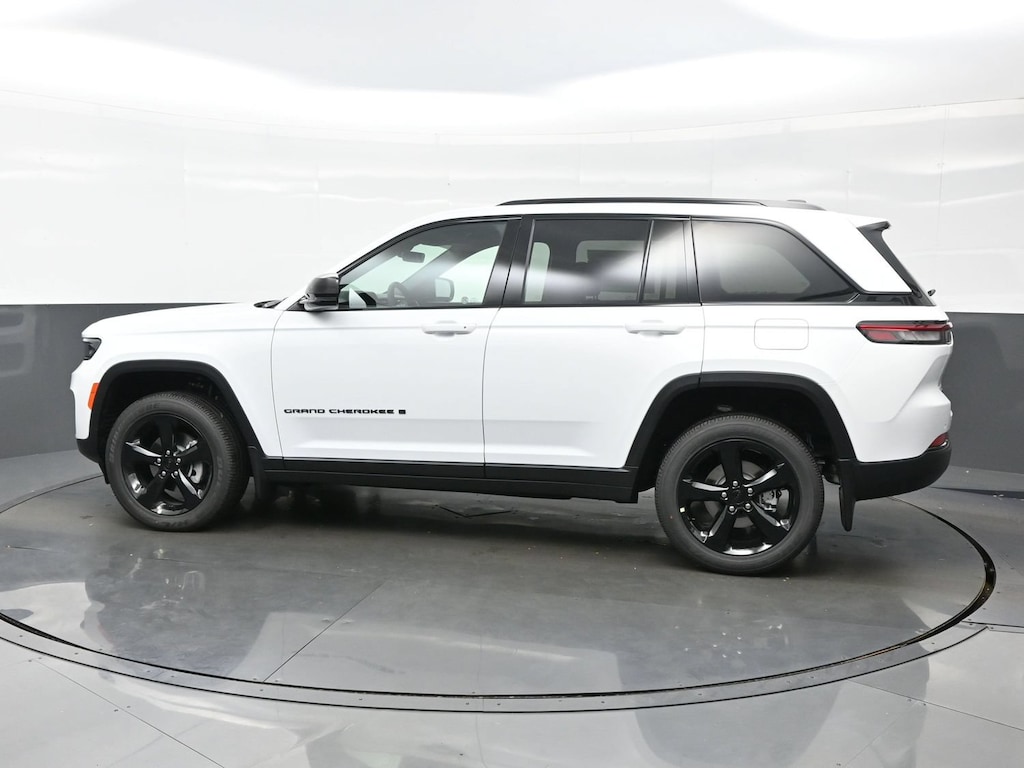 New 2025 Jeep Grand Cherokee ALTITUDE X 4X4 Sport Utility