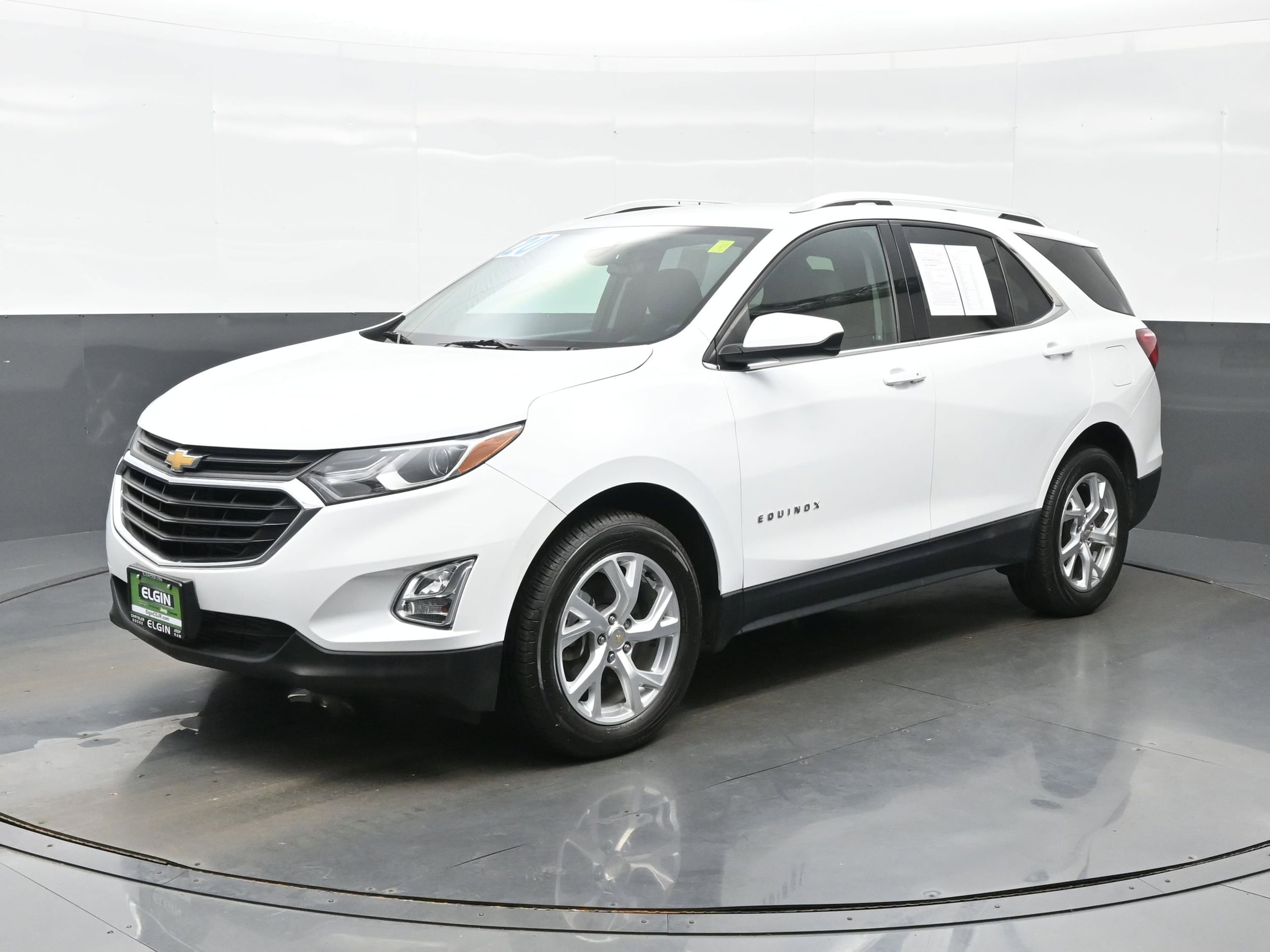 Used 2020 Chevrolet Equinox LT with VIN 2GNAXVEX9L6199605 for sale in Streamwood, IL