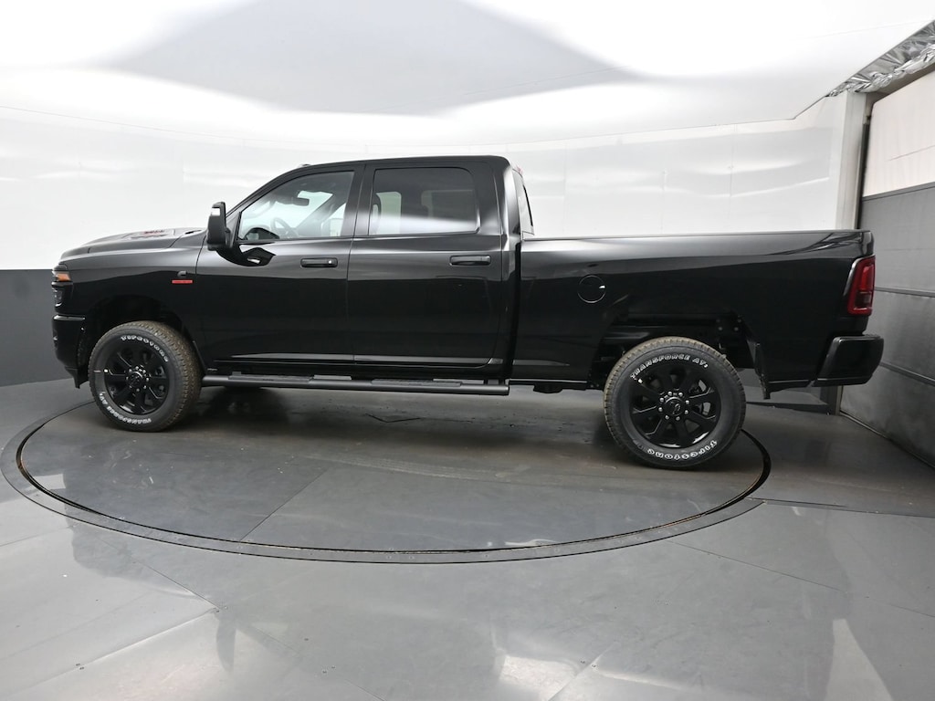 New 2026 Ram 2500 BLACK EXPRESS CREW CAB 4X4 6'4 BOX Pickup