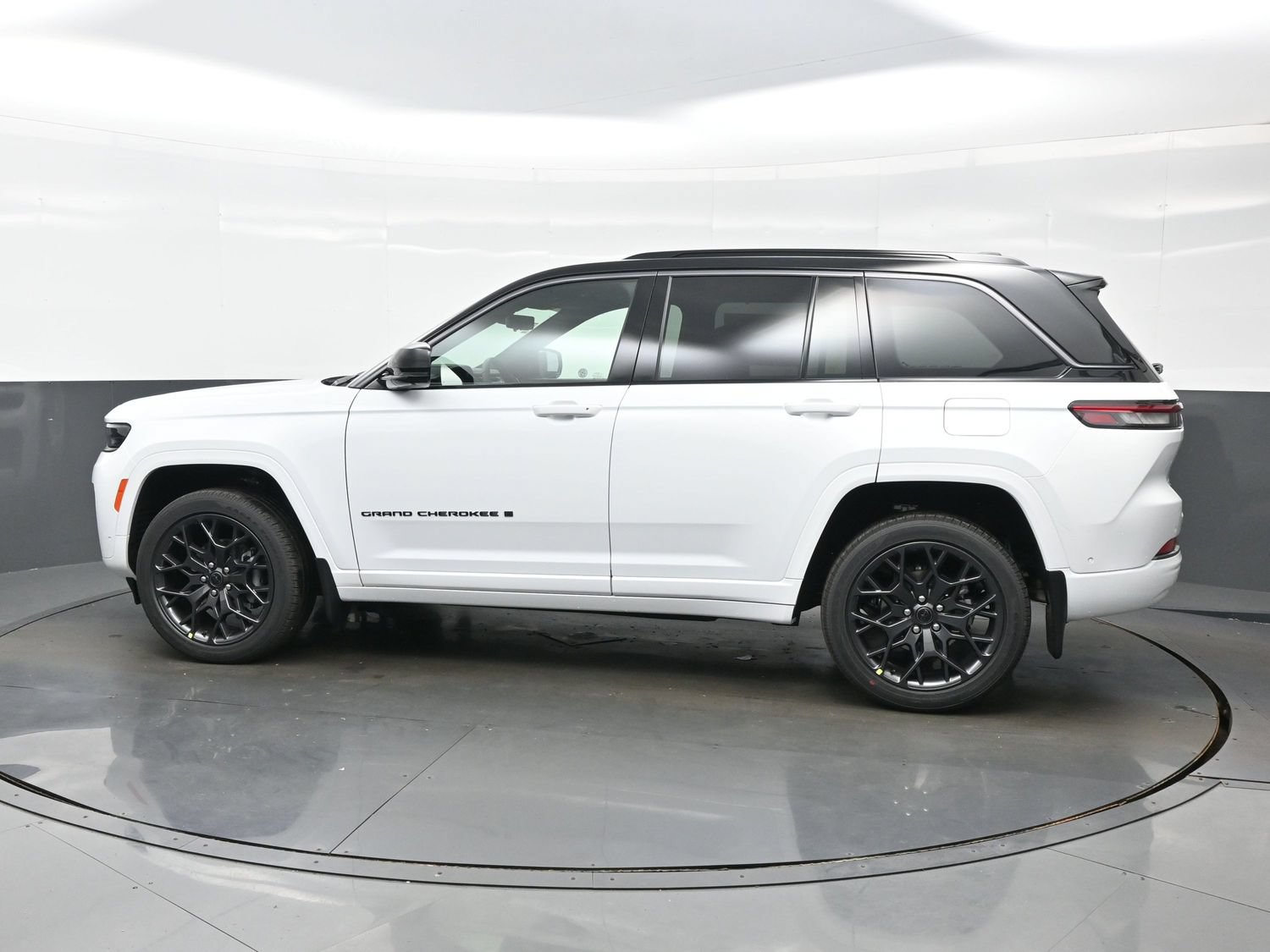 New 2027 Jeep Grand Cherokee SUMMIT 4X4 Sport Utility