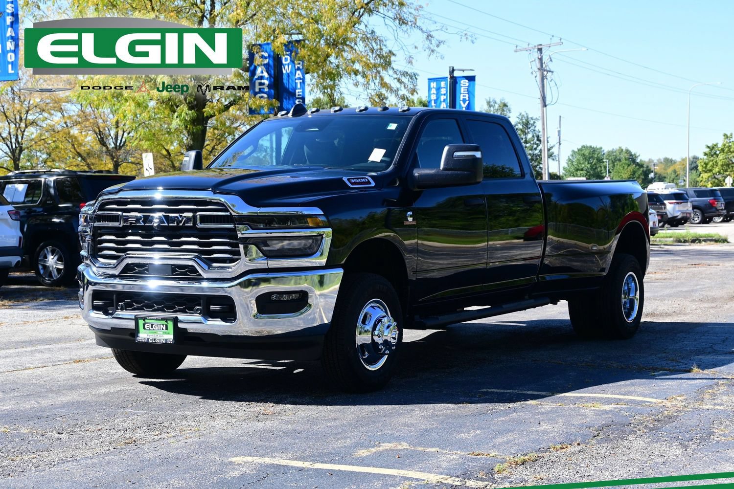 New 2027 Ram 3500 TRADESMAN CREW CAB 4X4 8' BOX Pickup