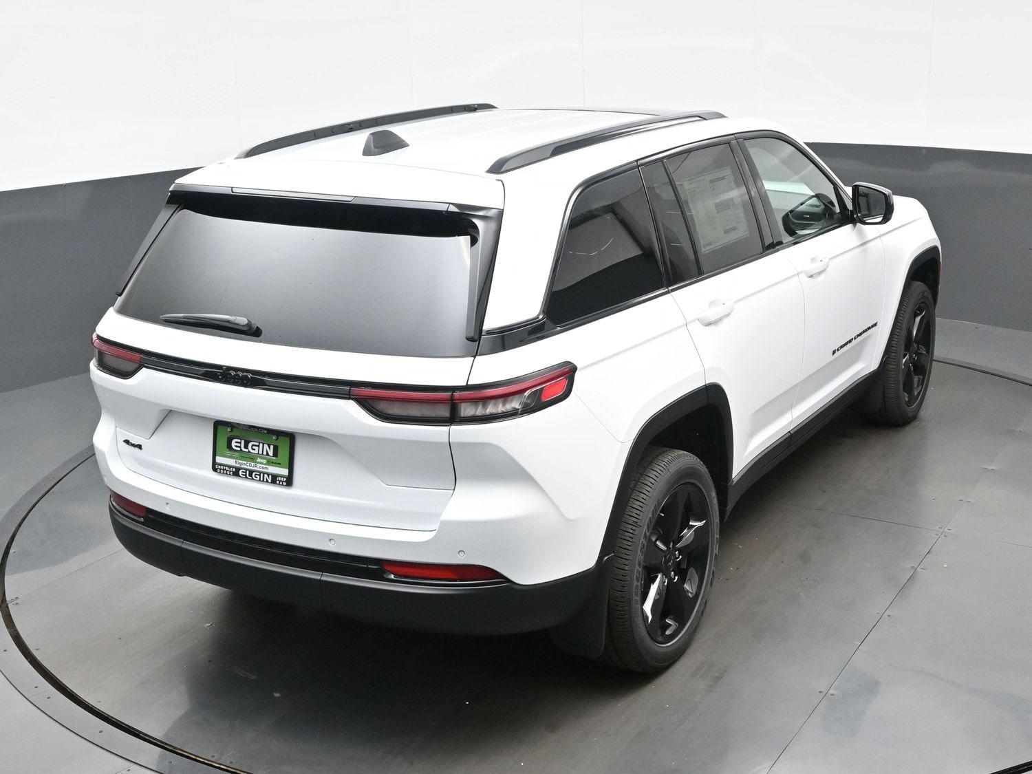 2025 Jeep Grand Cherokee Altitude - Photo 25